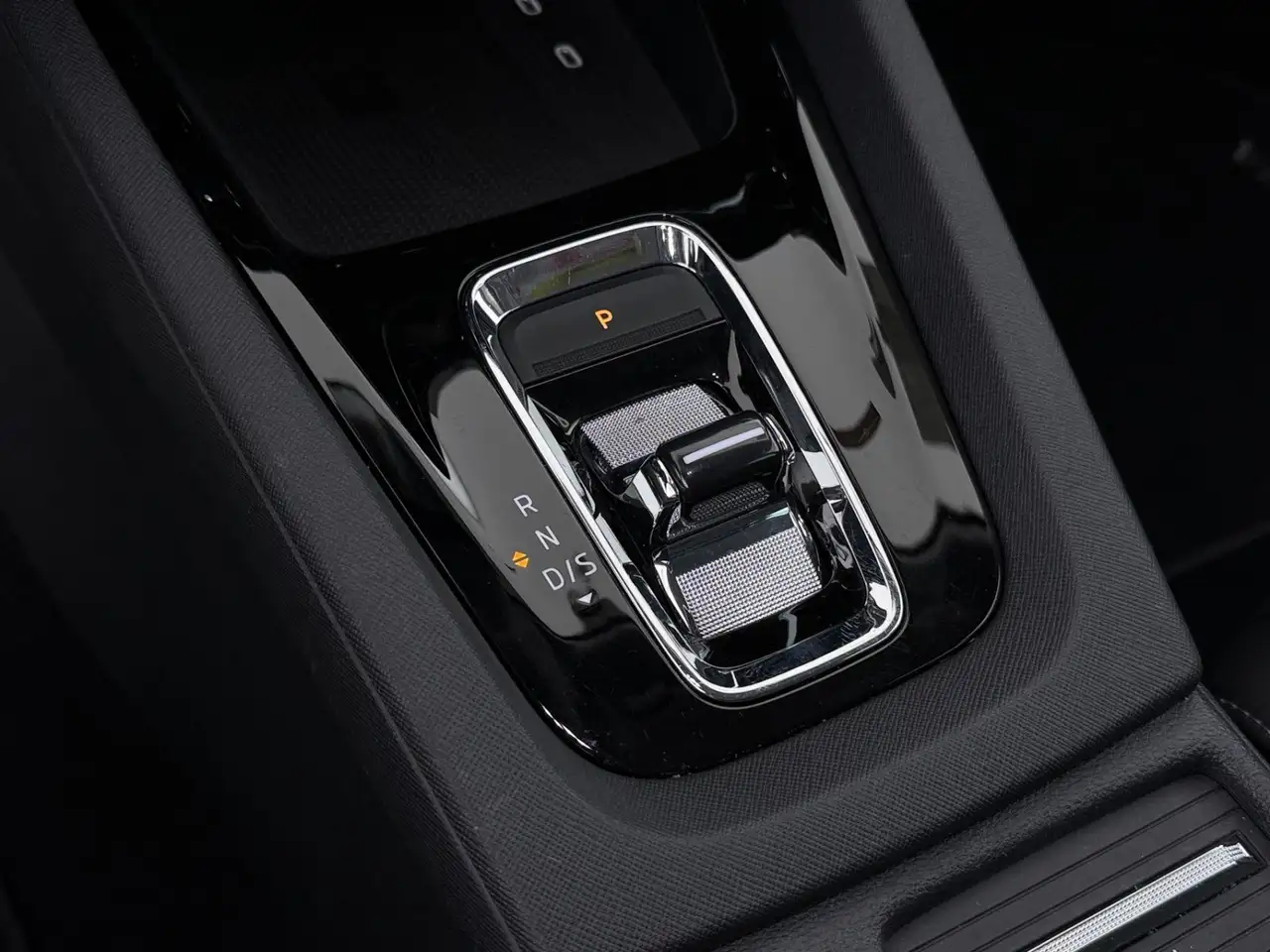Skoda Octavia Combi 2.0 TDI Style Aut LED AHK RADAR NAV, миниатюра 17