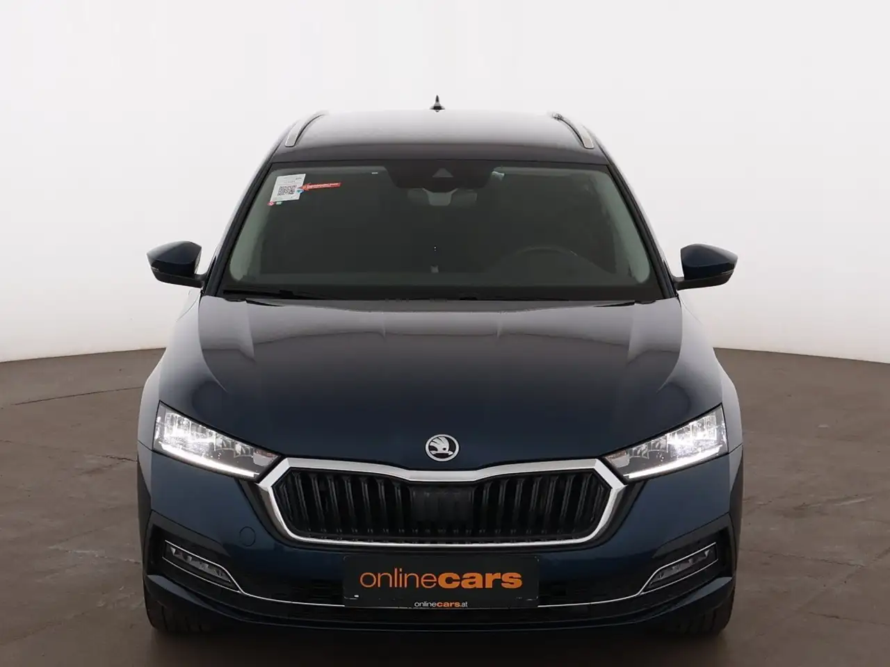 Skoda Octavia Combi 2.0 TDI Style Aut LED AHK RADAR NAV, миниатюра 2