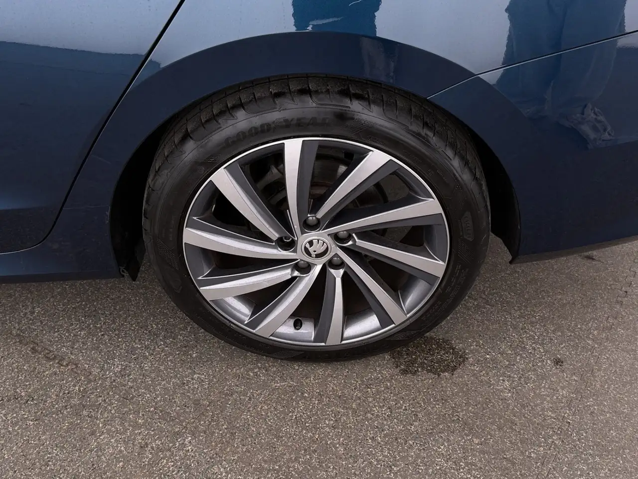 Skoda Octavia Combi 2.0 TDI Style Aut LED AHK RADAR NAV, миниатюра 25