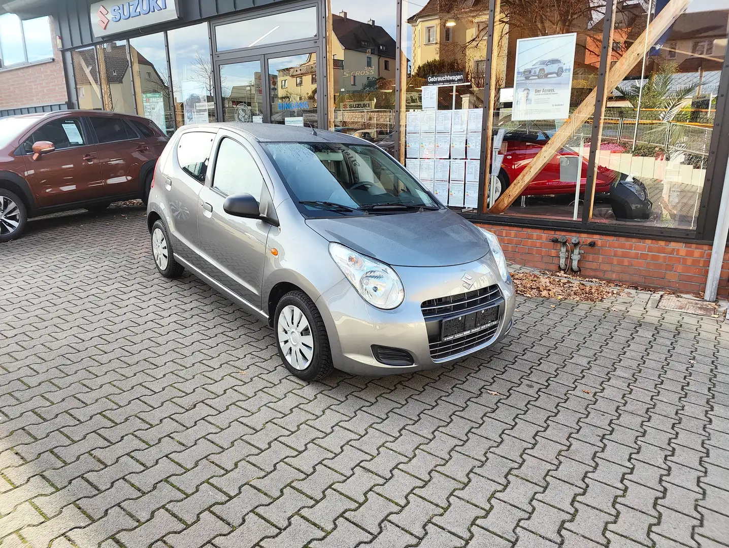 Suzuki Alto Alto 1.0 Club 1. Hand Gris - 1