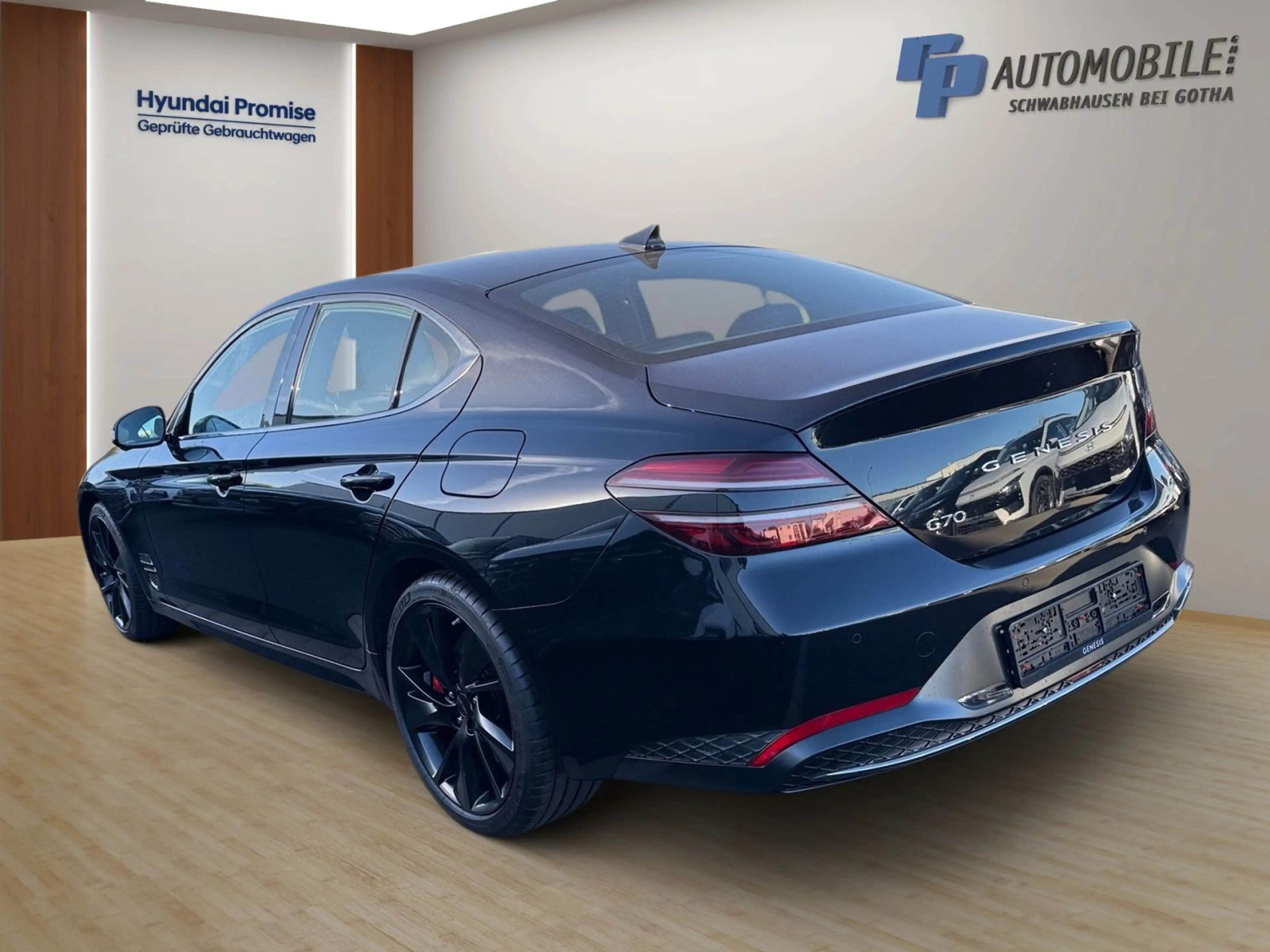 Genesis G70 Sedan 2.2 CRDi Sedan Sport RWD — photo 4