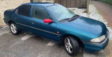 1.8i GLX