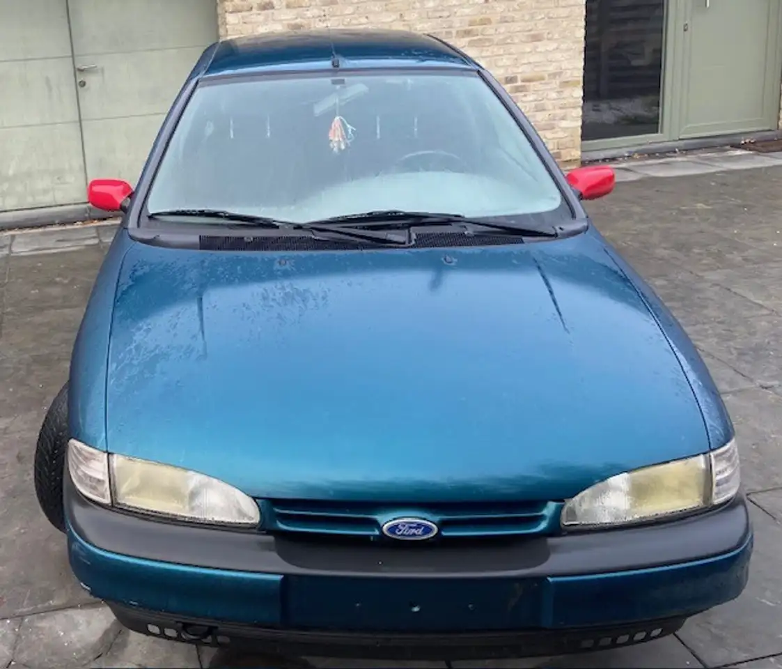 Ford Mondeo 1.8i GLX, foto 4