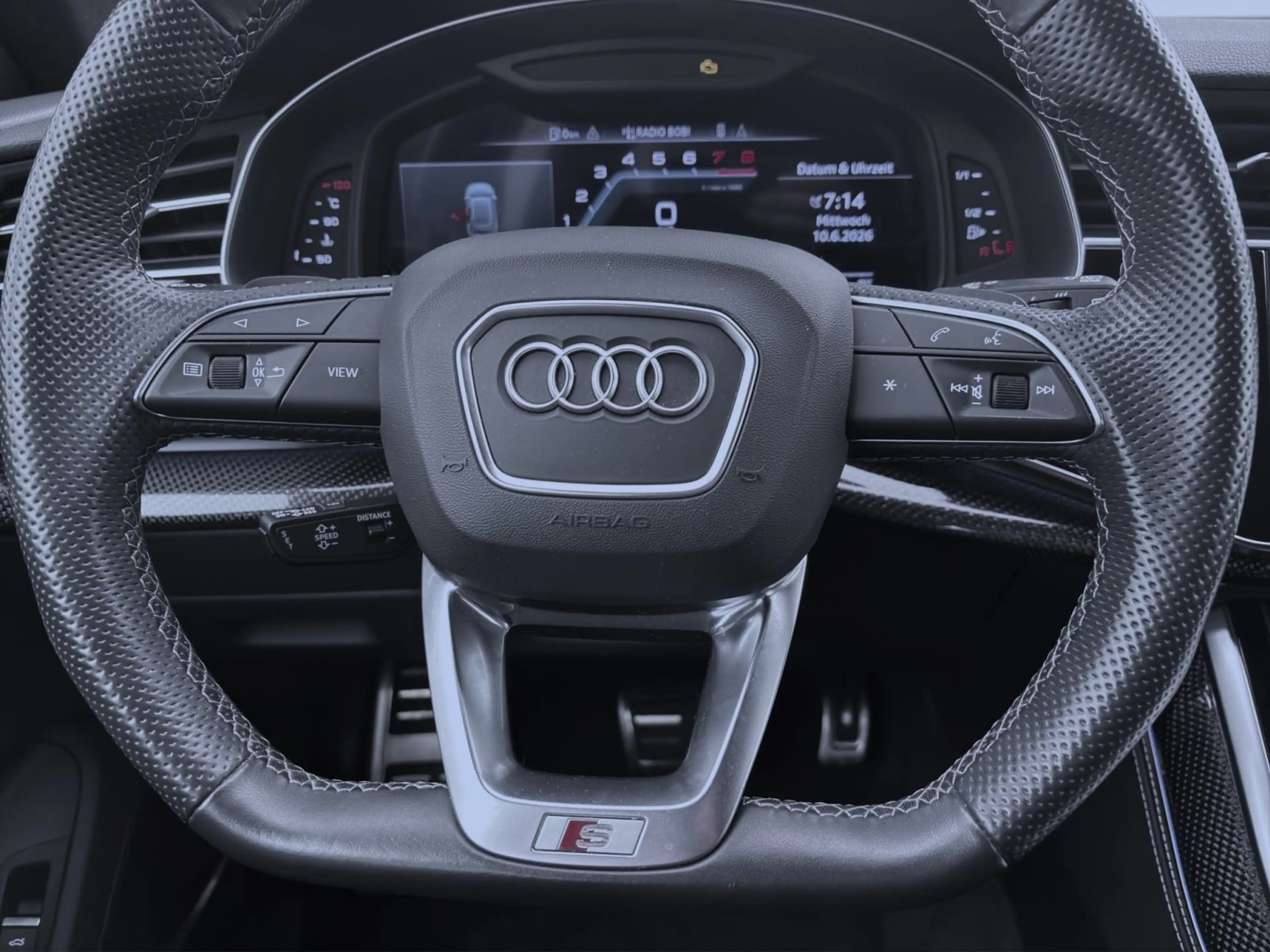 Audi SQ8 Q PANO Matrix NAVI HuD B&O SITZHZG — photo 13