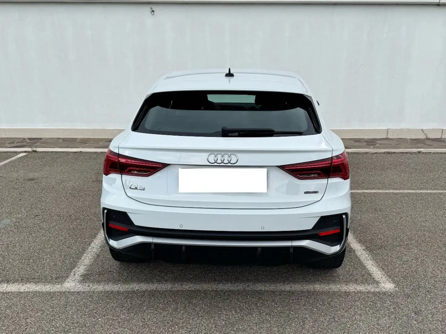 Audi Q3 Q3  Sportback 40 2.0 tdi S line edition quattro Blanc - 2