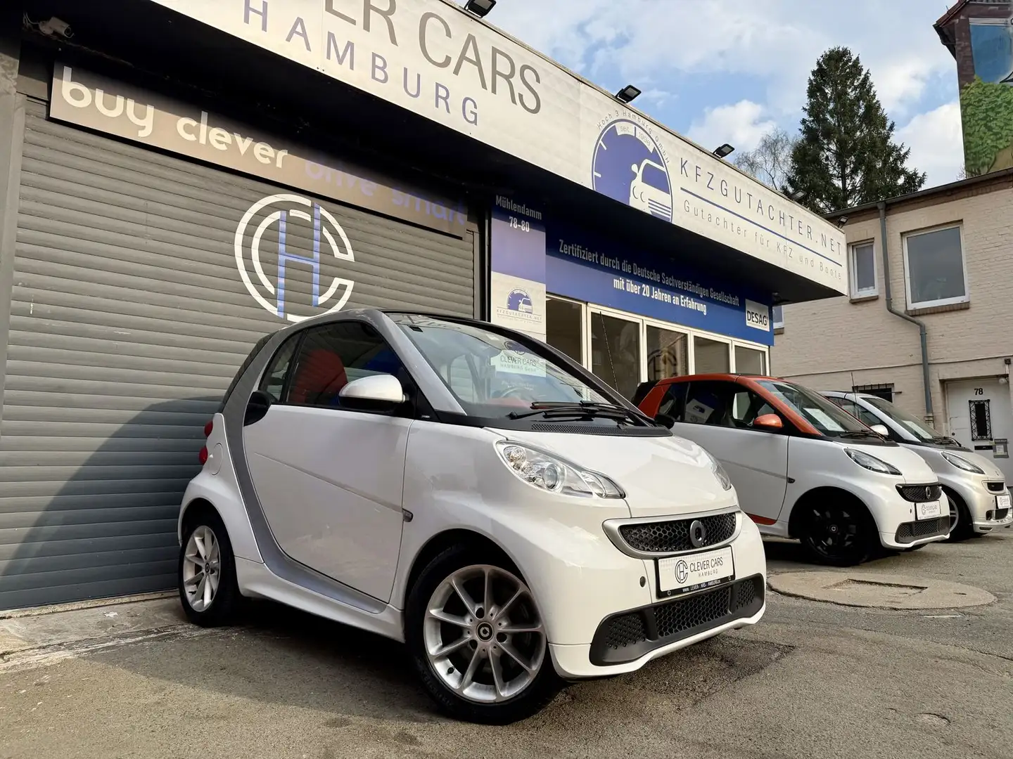 smart forTwo PASSION*COUPE*APPLECAR-PLAY*KLIMA*PANO Blanc - 1