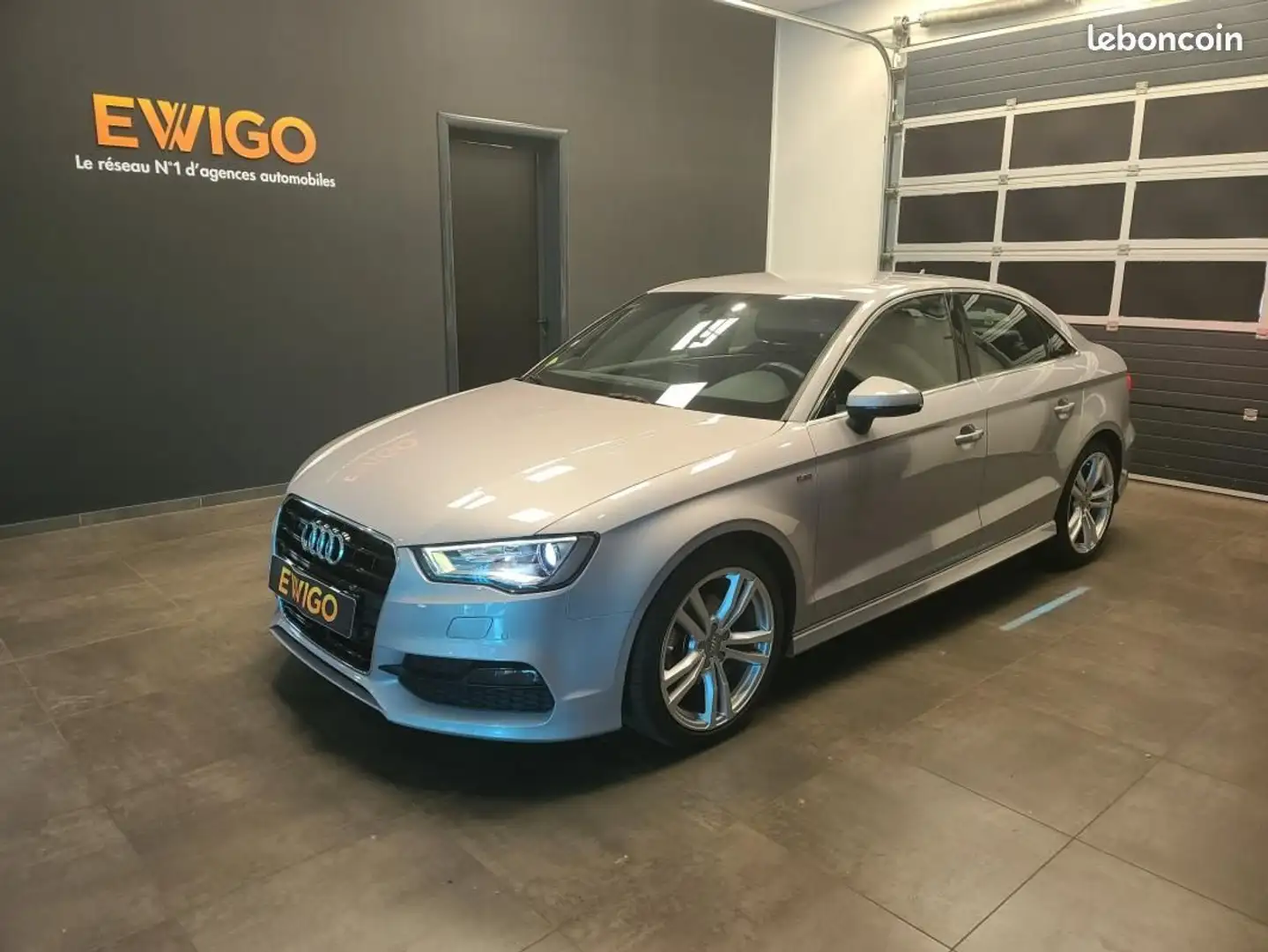 Audi A3 Berline 2.0 TDI 150ch S-LINE S-TRONIC 7 Gris - 1