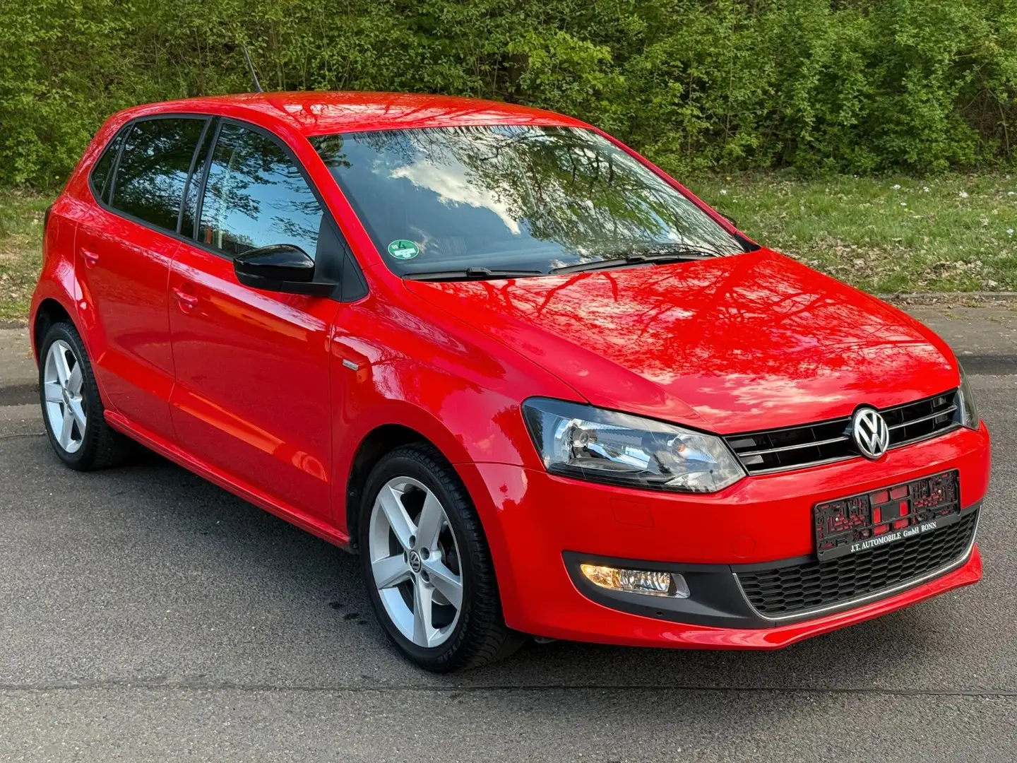 Volkswagen Polo V Match,Leder,Klimaanlage,PDC,115000KM Rouge - 1