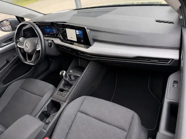 Volkswagen Golf view 12