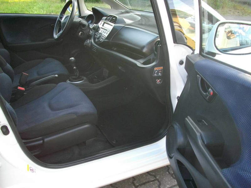 Honda Jazz *nur 39`tkm*Rentnerwagen in sehr bildschönem Zustand* — photo 5