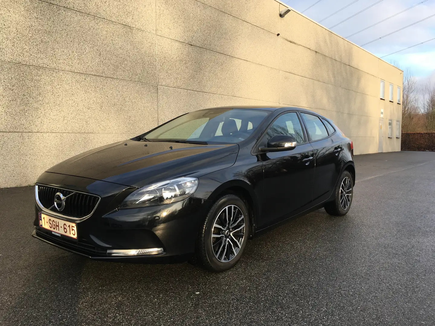 Volvo V40 T2 Kinetic - 1
