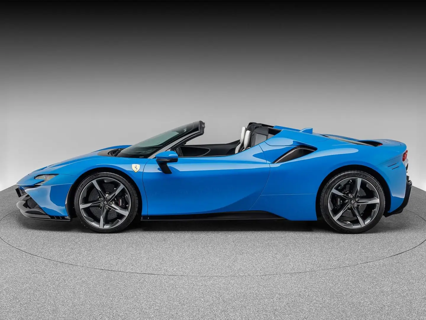 Ferrari SF90 Spider Albastru - 2