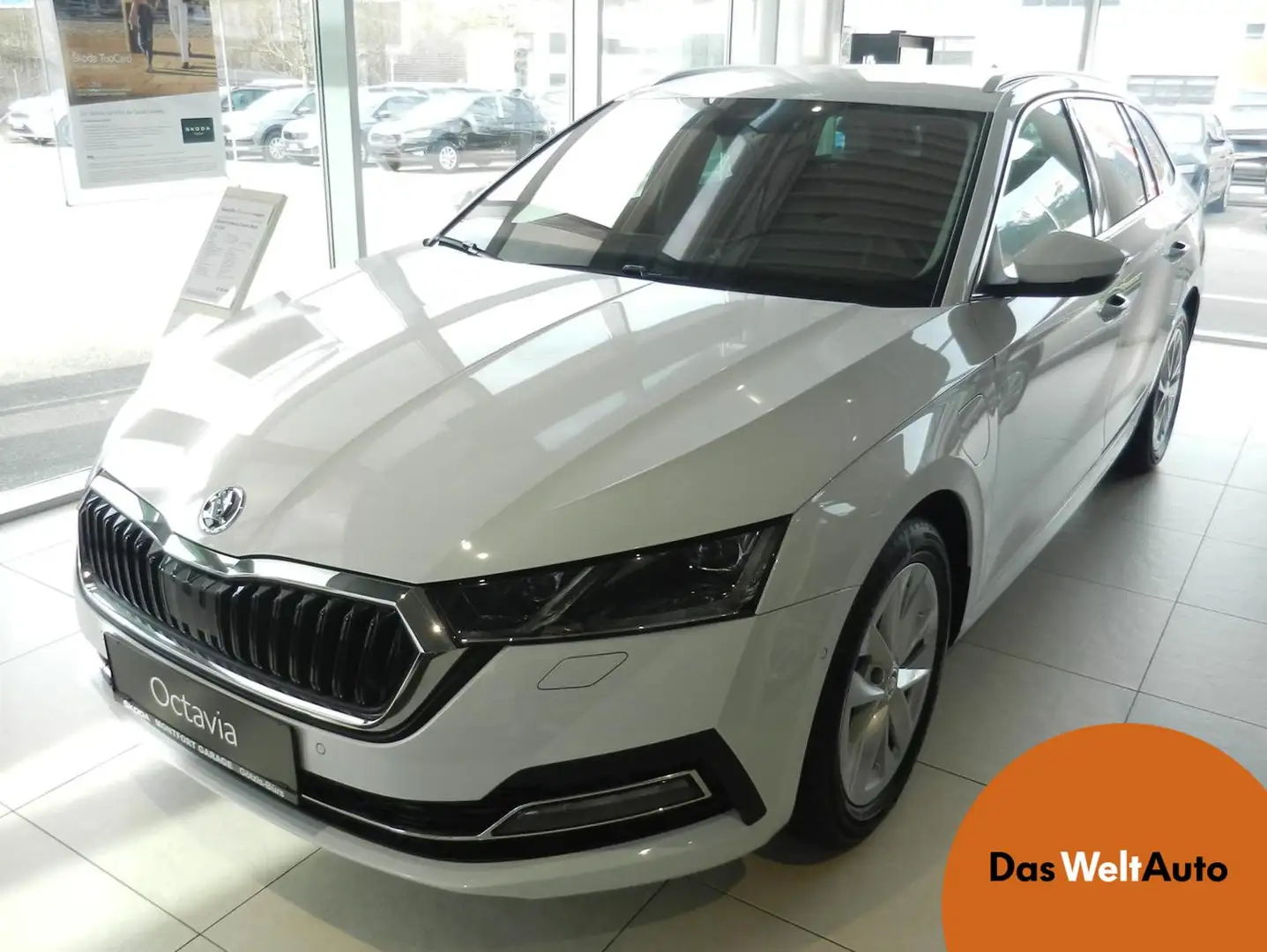 Skoda Octavia Style iV DSG Blanc - 1