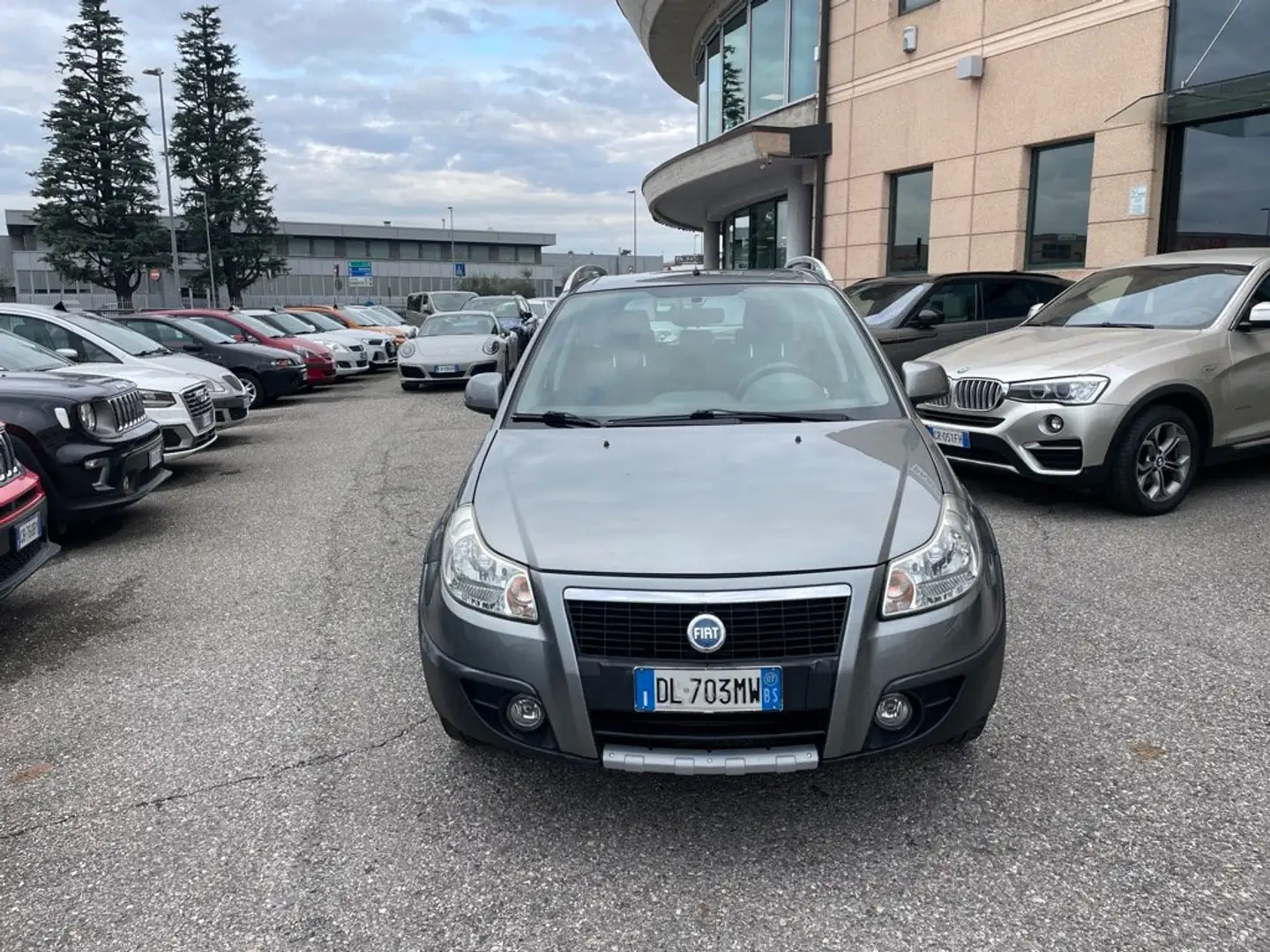 Fiat Sedici 1.6 16v Dynamic 4x4 107cv SOLO KM81K CLIMA SERVO Šedá - 2