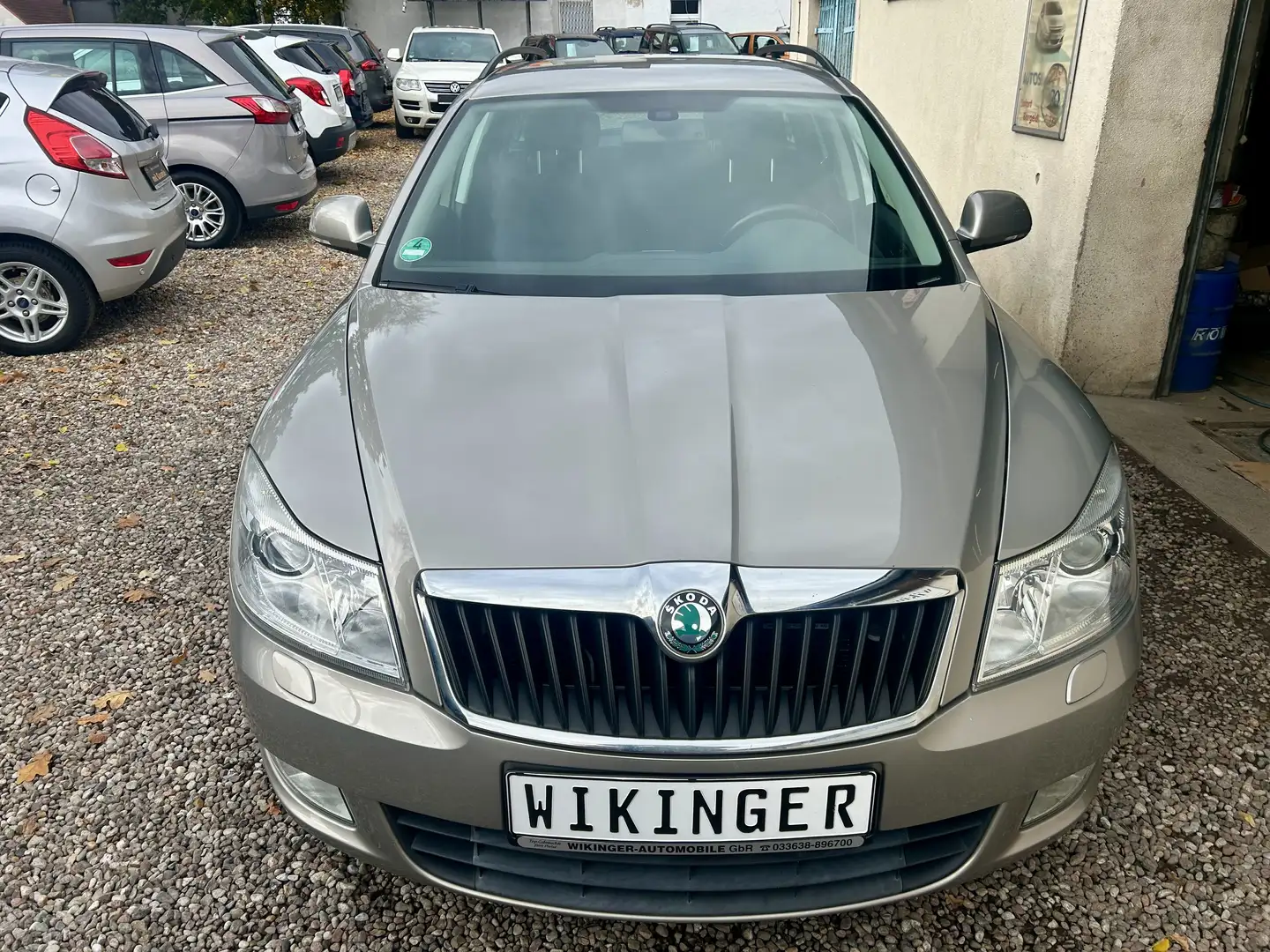 Skoda Octavia Kombi 1.4 TSI Family * Xenon * Navi * PDC * HU neu Beige - 2