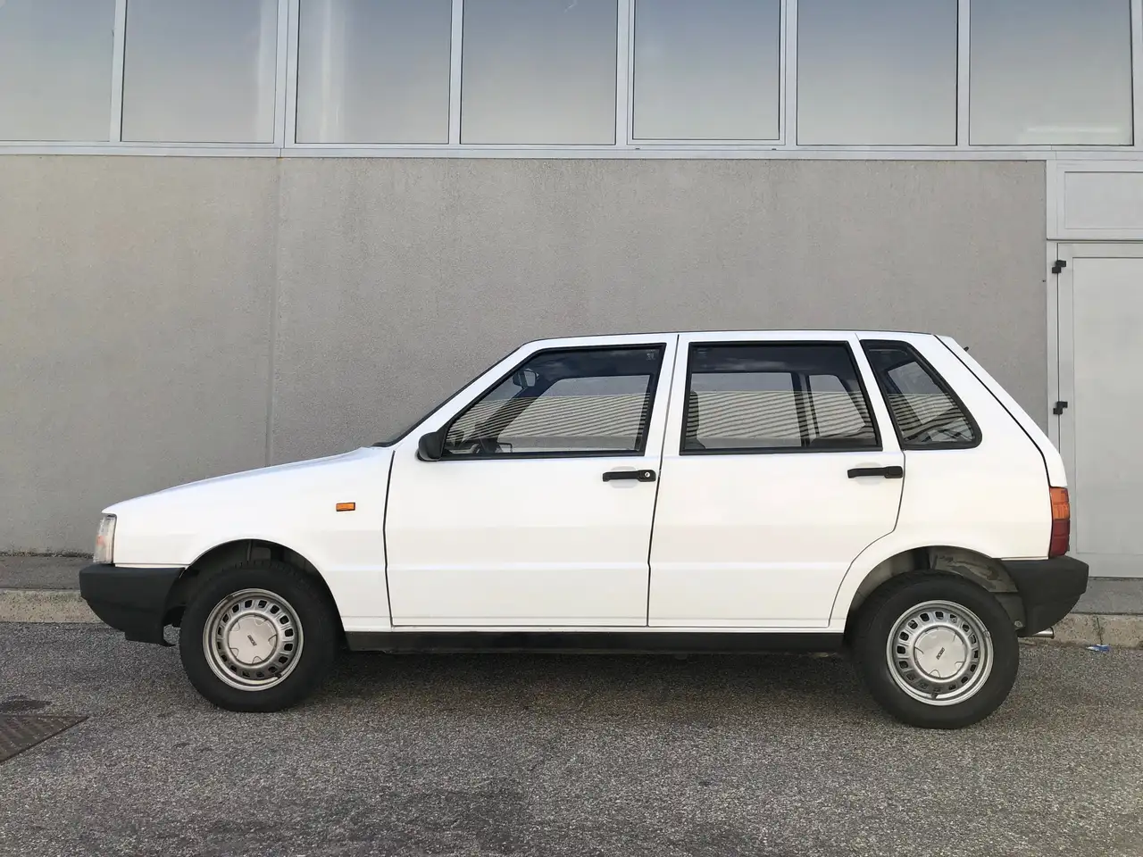 Fiat Uno 45 1.0 Fire, foto 2