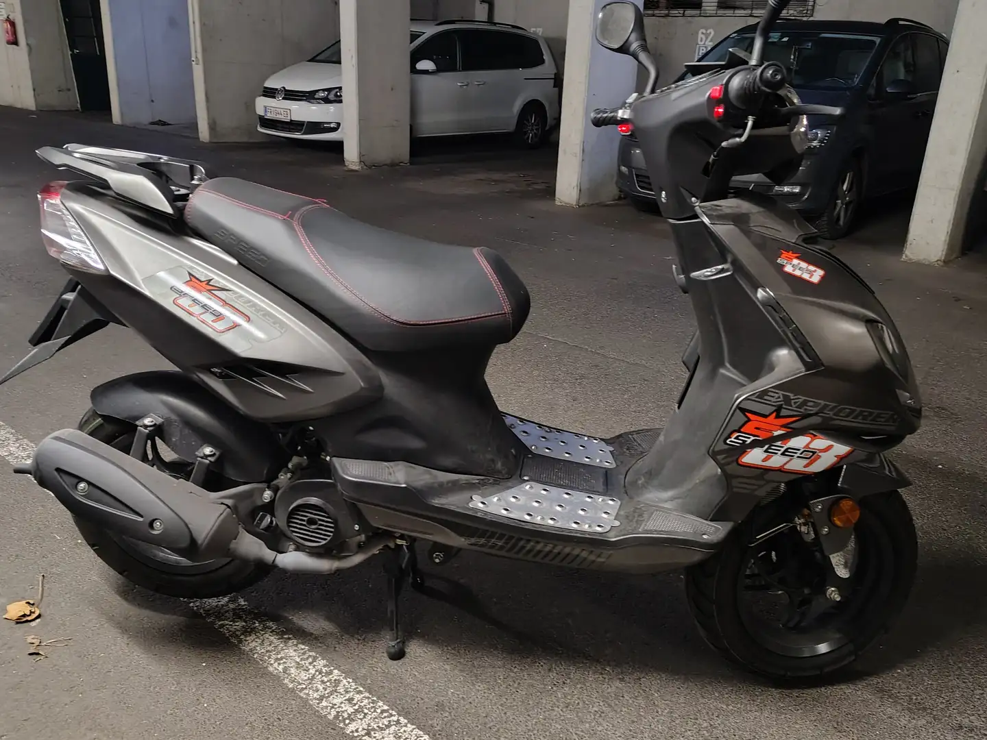 Explorer Speed 50 Grau - 1