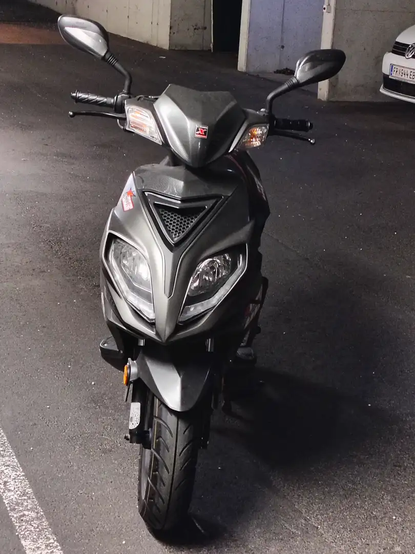 Explorer Speed 50 Grau - 2