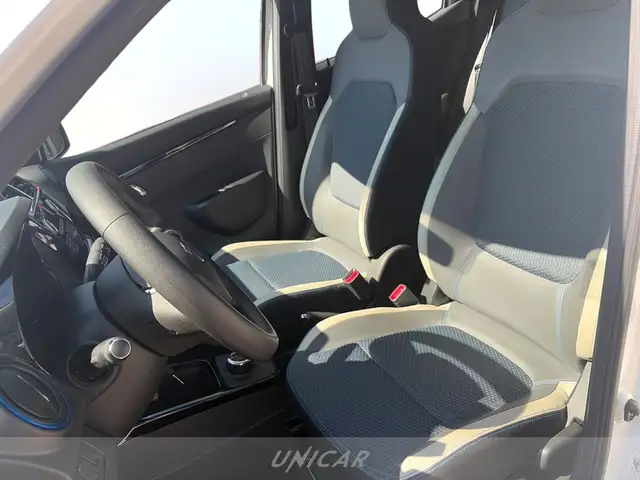 Dacia Spring view 10