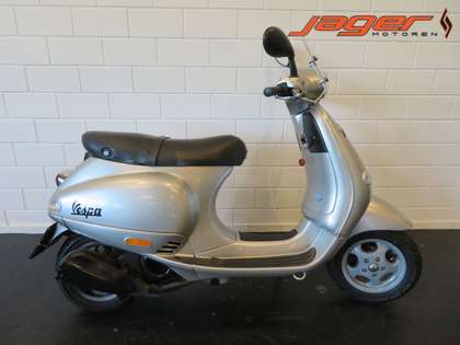 Vespa 150 PIAGGIO M19 MOOIE SCOOTER