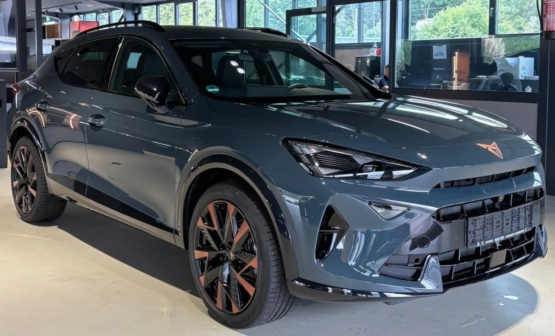 CUPRA Formentor e-Hybrid Klima Navi Rückfahrkamera Kurvenlicht Blau - 2