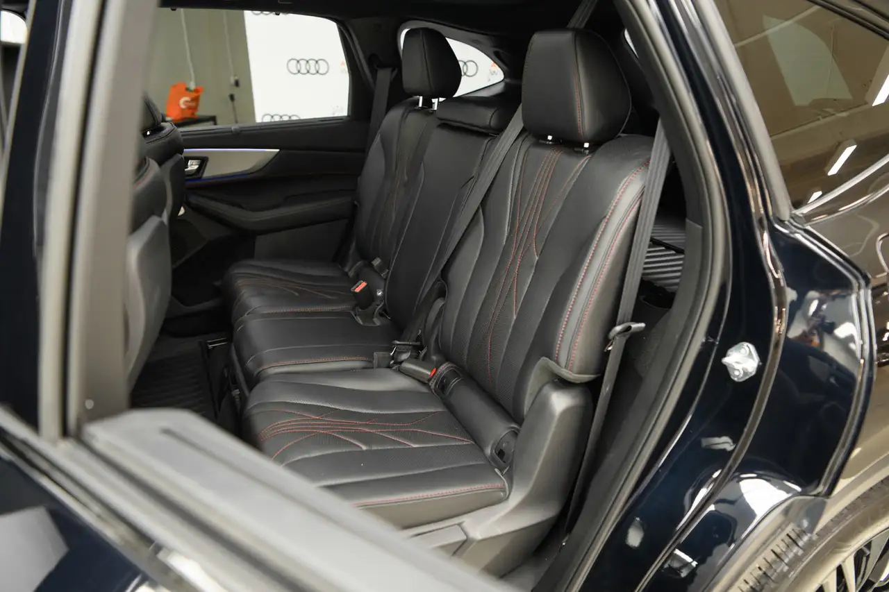 Acura MDX снимка Acura MDX