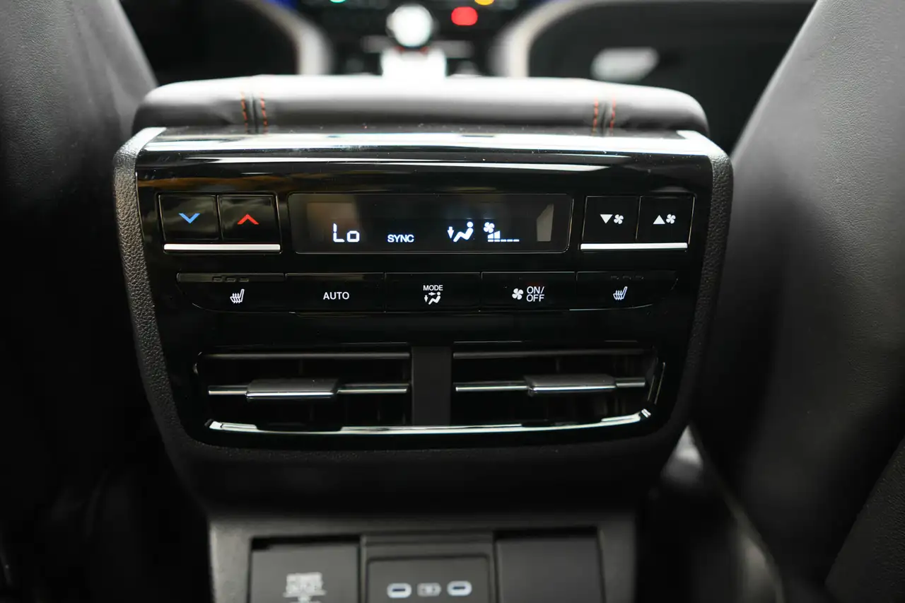 Acura MDX снимка Acura MDX