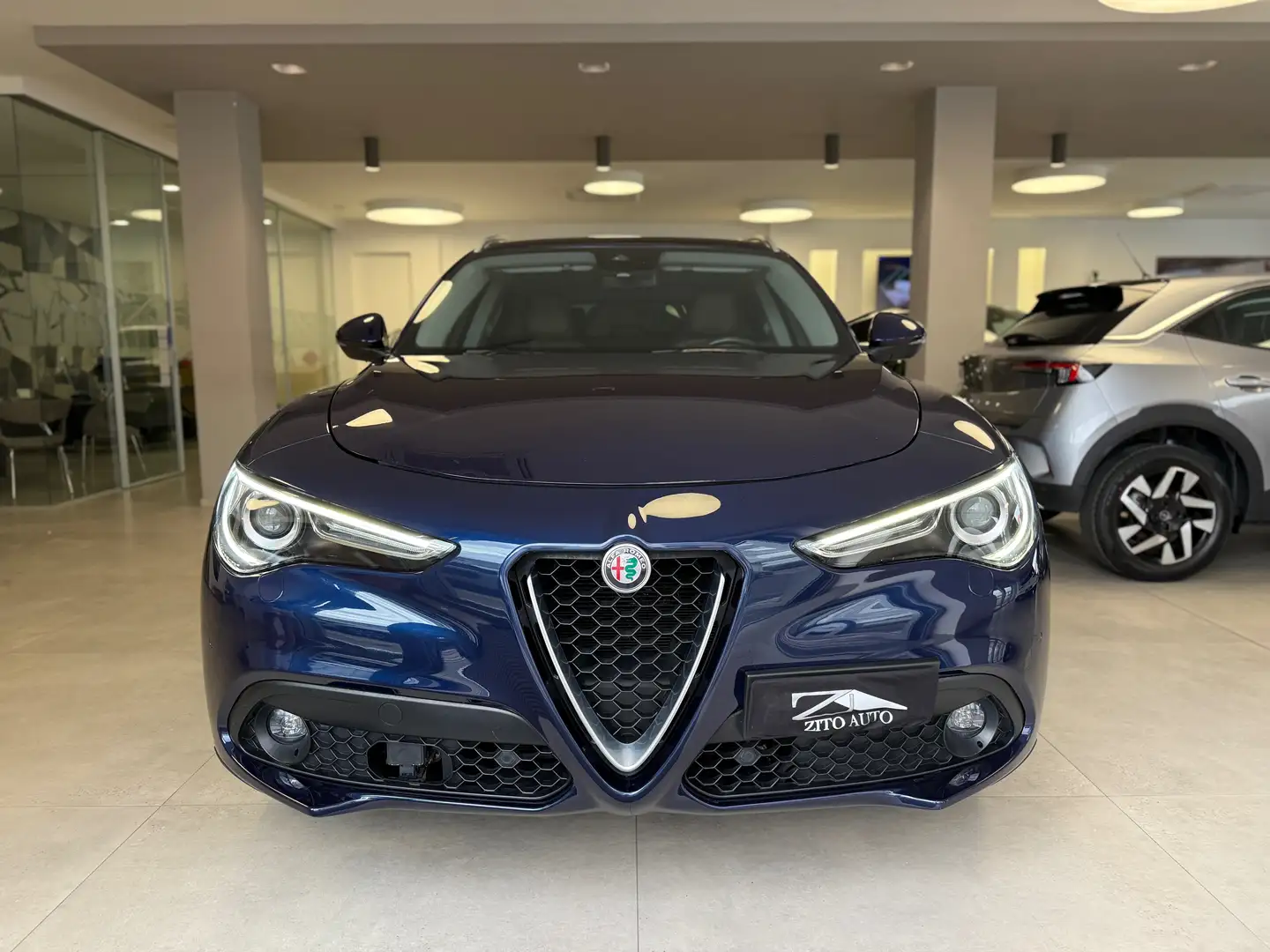 Alfa Romeo Stelvio 2.2 t Executive Q4 210cv auto Blauw - 2