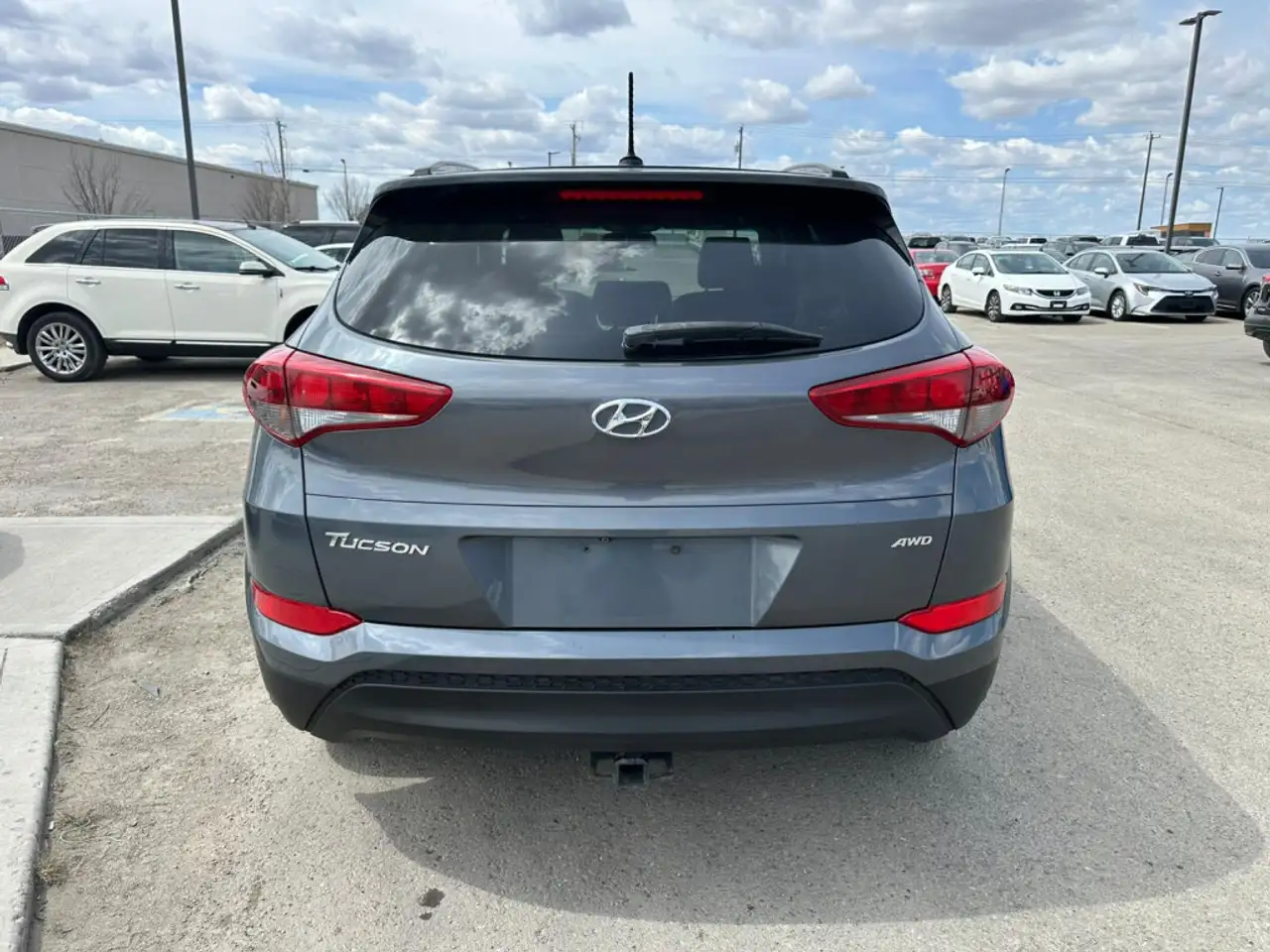 Hyundai TUCSON снимка Hyundai TUCSON