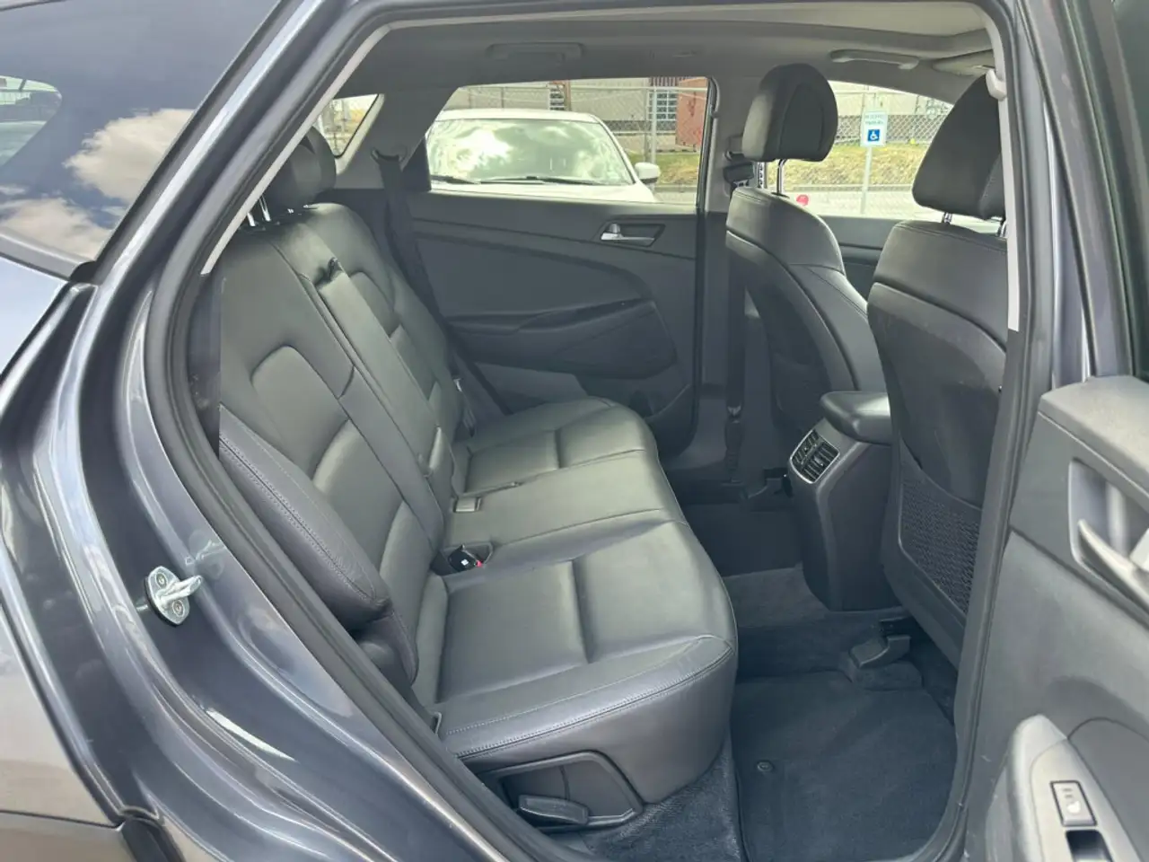 Hyundai TUCSON снимка Hyundai TUCSON
