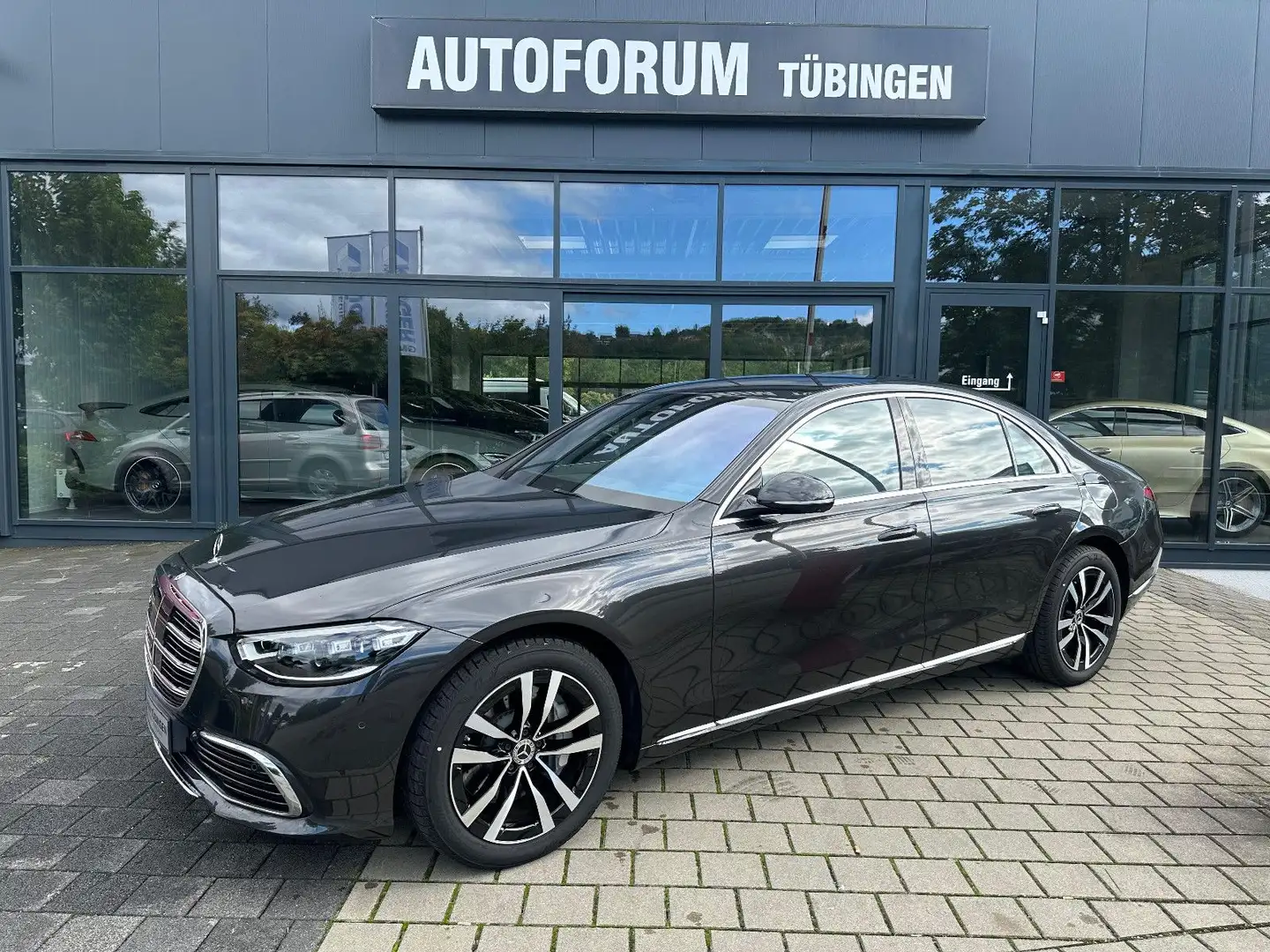 Mercedes-Benz S 580 e *HEADUP*HA LENKUNG*SITZKLIMA* Gris - 1