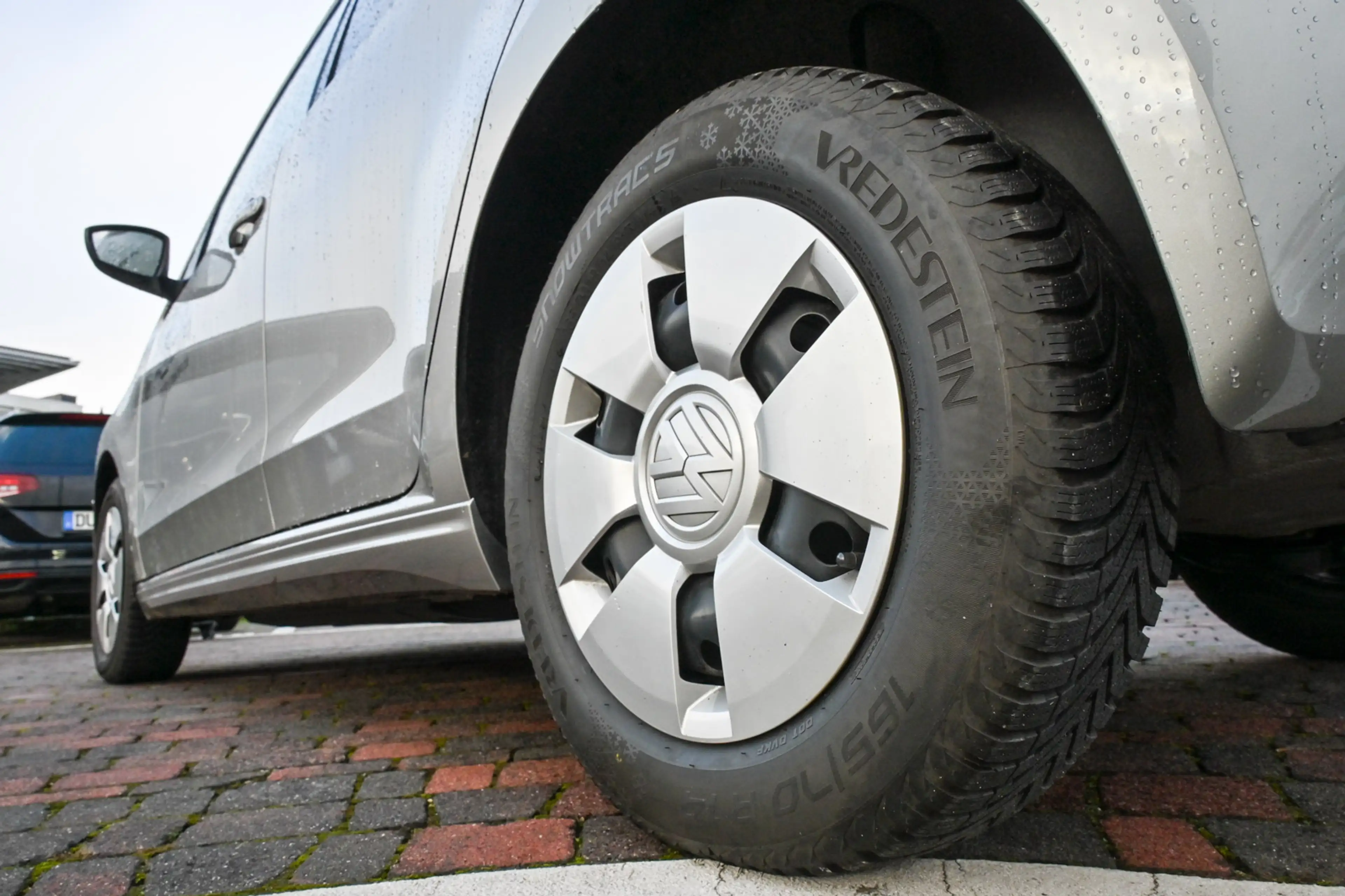 Volkswagen e-up! Edition Automatik Kamera Klima 16"LM — photo 5