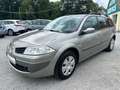 Renault Megane Grandtour 1.6 / Klima / Sitzhzg. / AHK Grau - thumbnail 4