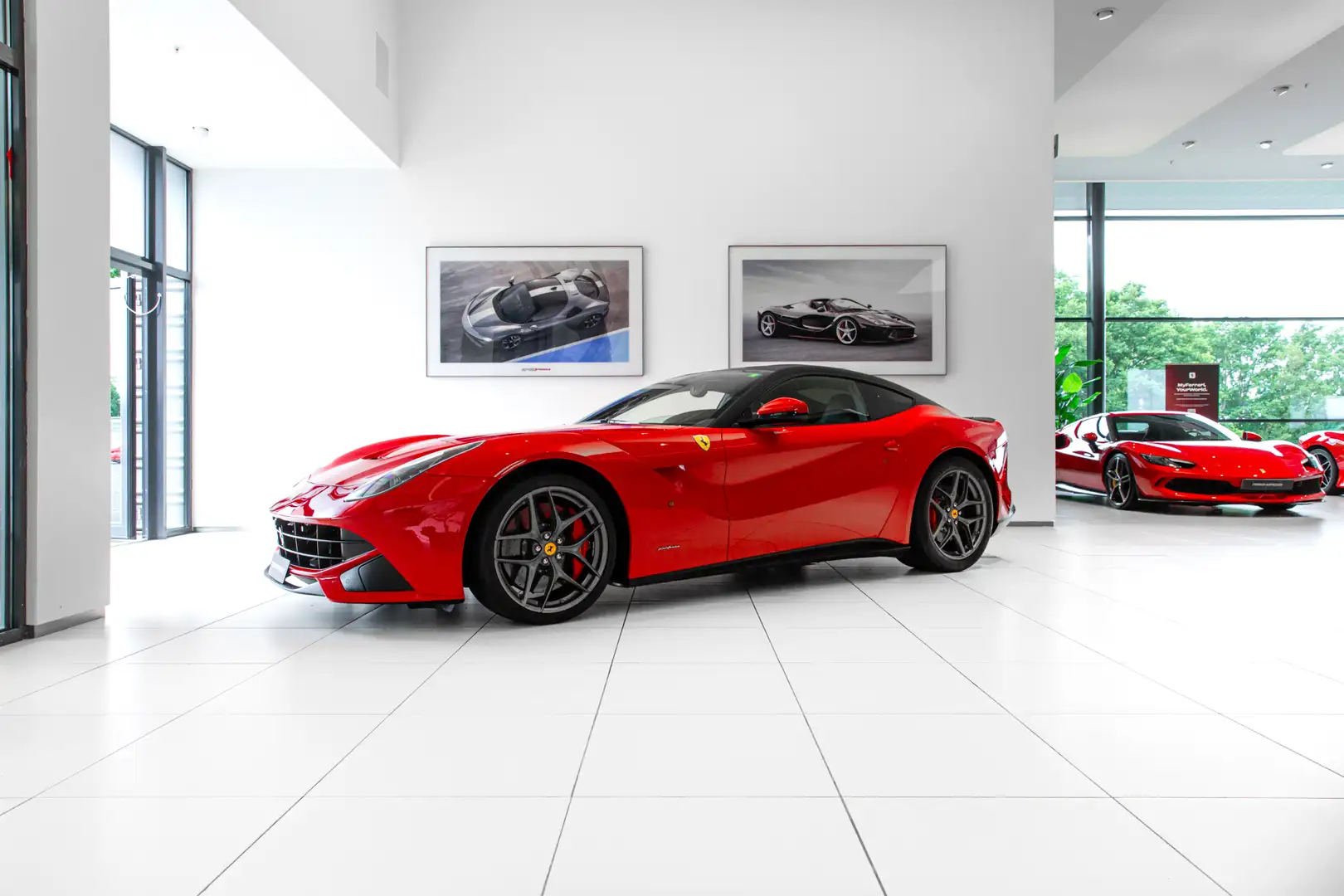 Ferrari F12 Berlinetta HELE ~Ferrari Munsterhuis~ Rouge - 2