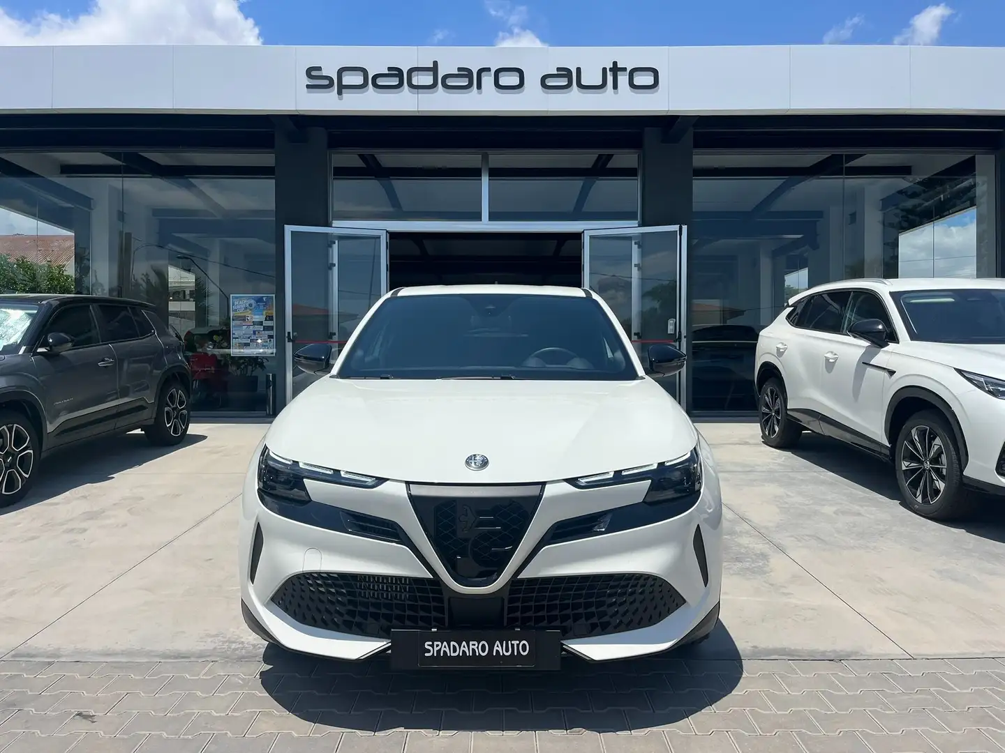 Alfa Romeo Junior Junior 1.2 ibrida Speciale 145cv edct6 Bianco - 1