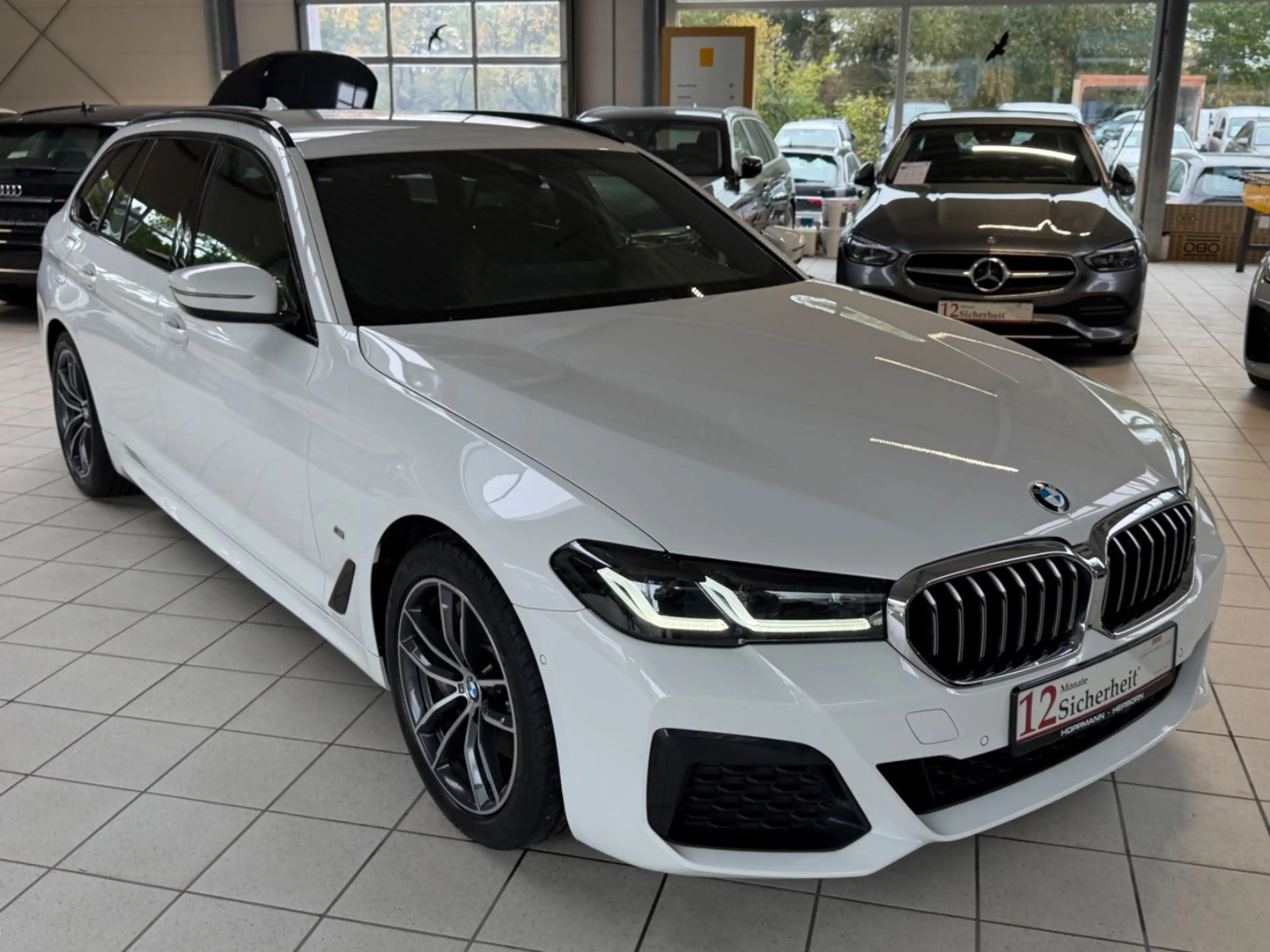 BMW 530 d Touring M Sport/Shadow/H&K/AHK/R-Cam/1Hd — photo 12