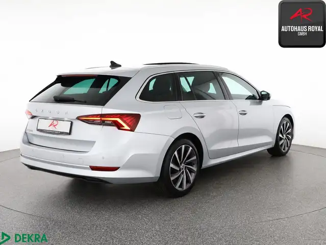 Skoda Octavia view 5