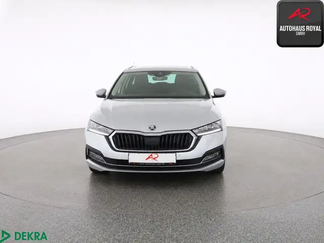 Skoda Octavia view 8