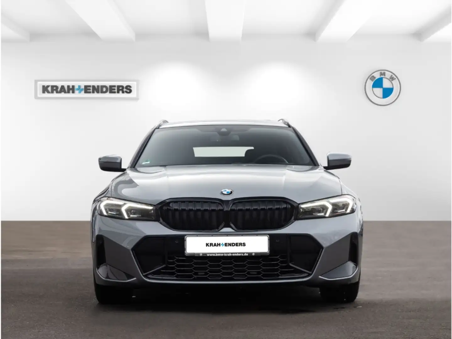 BMW 320 iTour.MSport+Navi+e-Sitze+Leder NP 65.240,- Grijs - 2