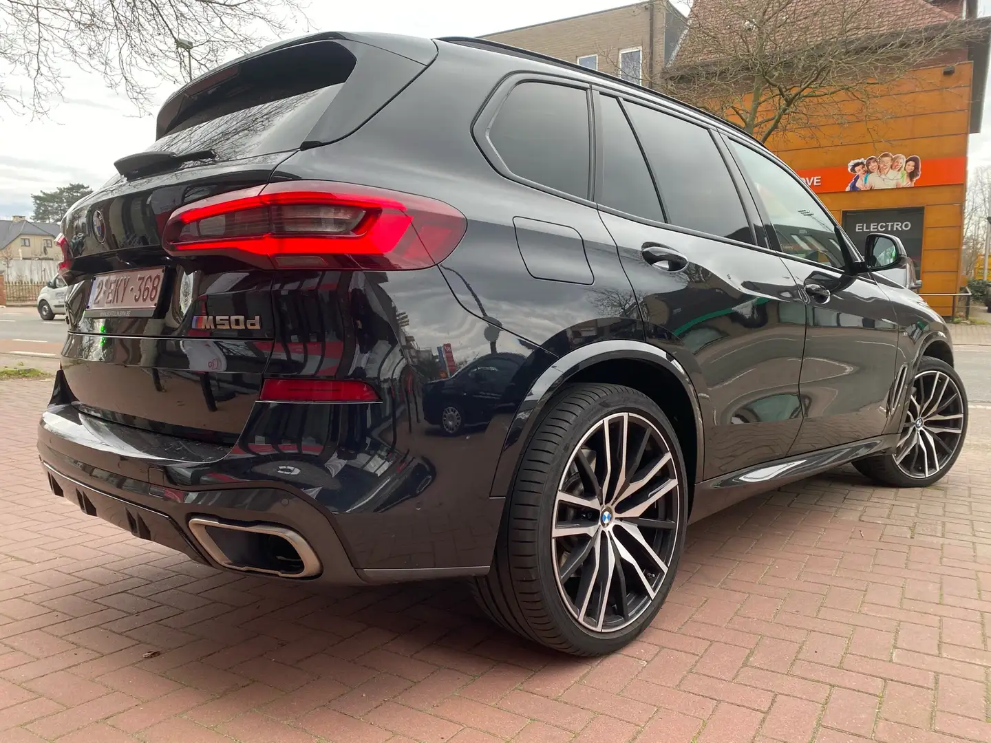 BMW X5 M50 diesel 400 pk 10/2021 nieuwe stt LICHTE VRACHT Noir - 1