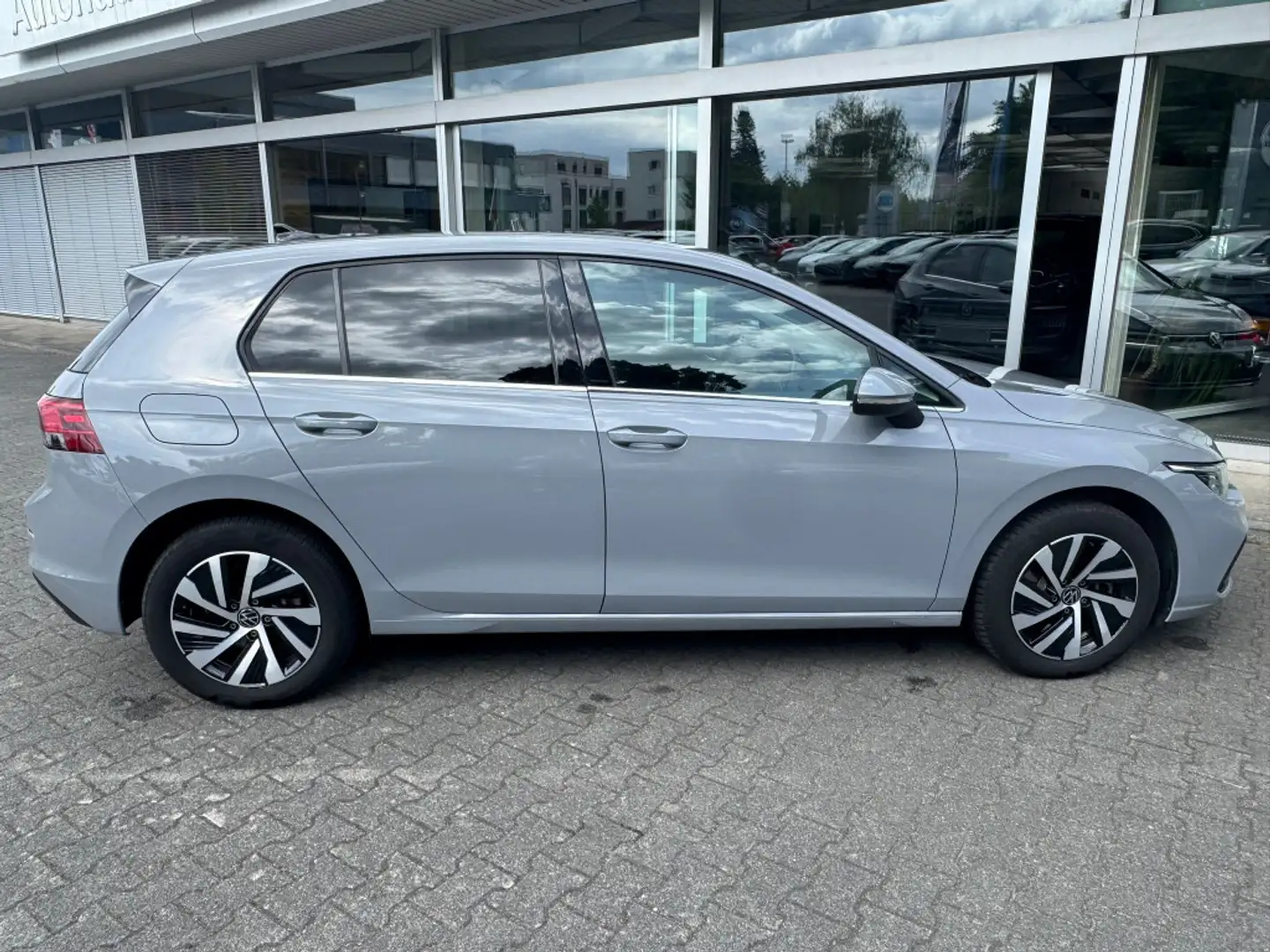 Volkswagen Golf VIII 1.4TSI VIRTU+NAVI+LED+SHZ+ACC+PDC+ Grau - 2