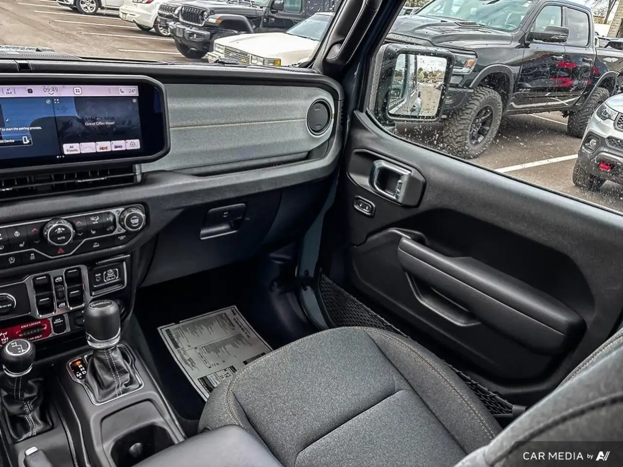 Jeep Gladiator снимка Jeep Gladiator