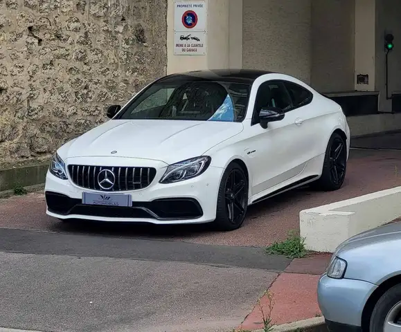 Mercedes-Benz C 63 AMG COUPE (10/2015-05/2018)     S SPEEDSHIFT MCT
