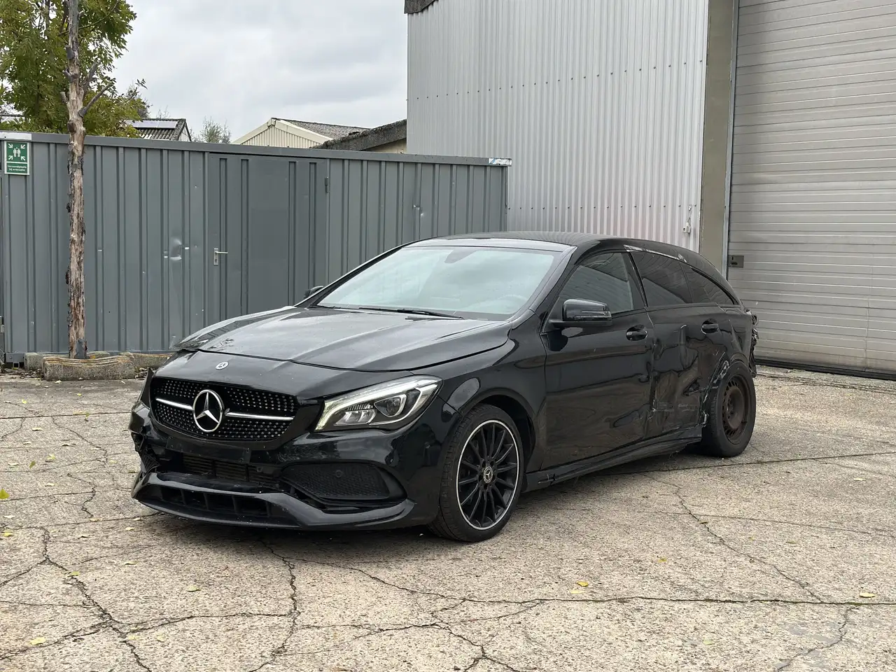 Mercedes-Benz CLA 180