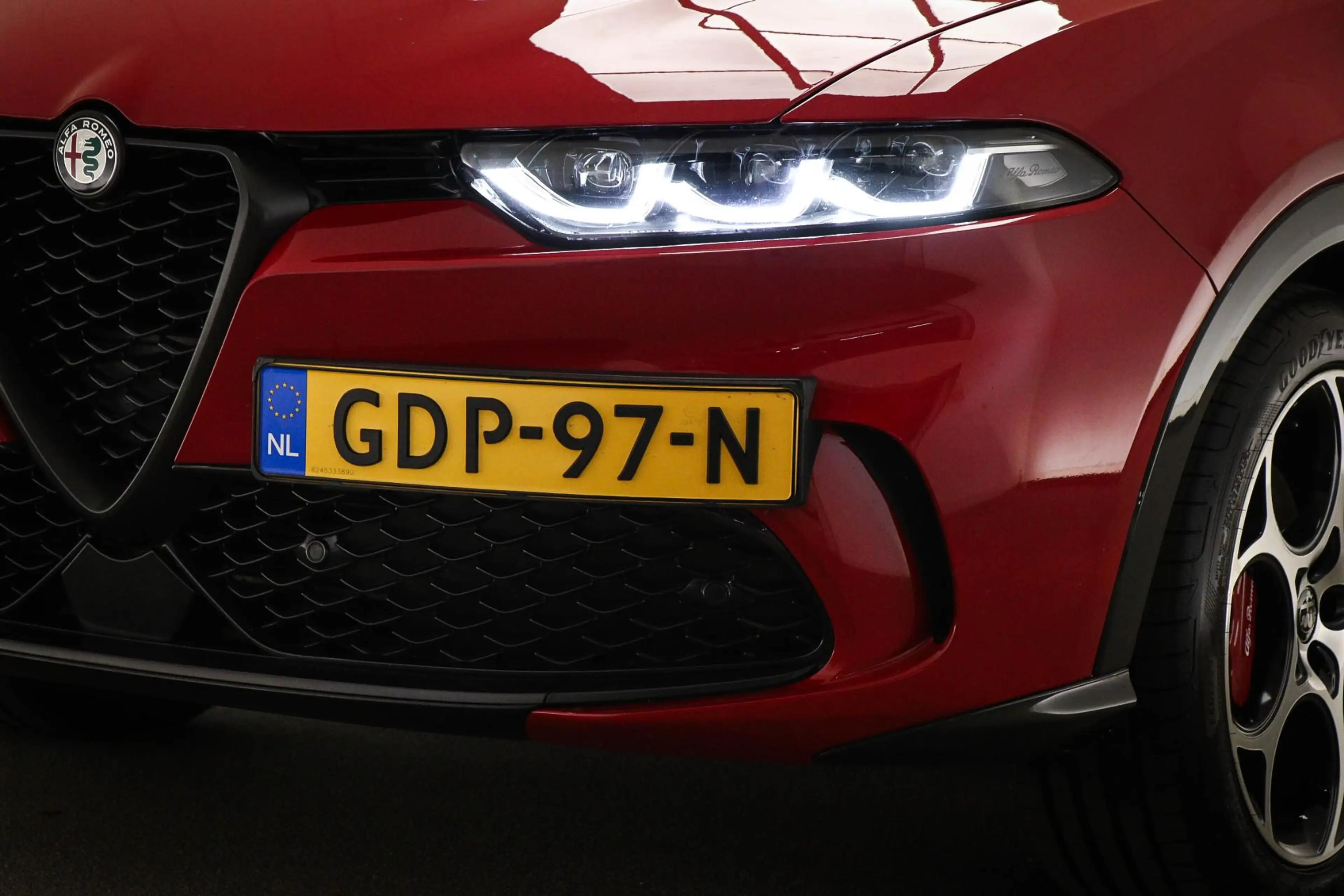 Alfa Romeo Tonale 1.5T Hybrid Edizione Speciale | LEDER / WINTER- PA — photo 18