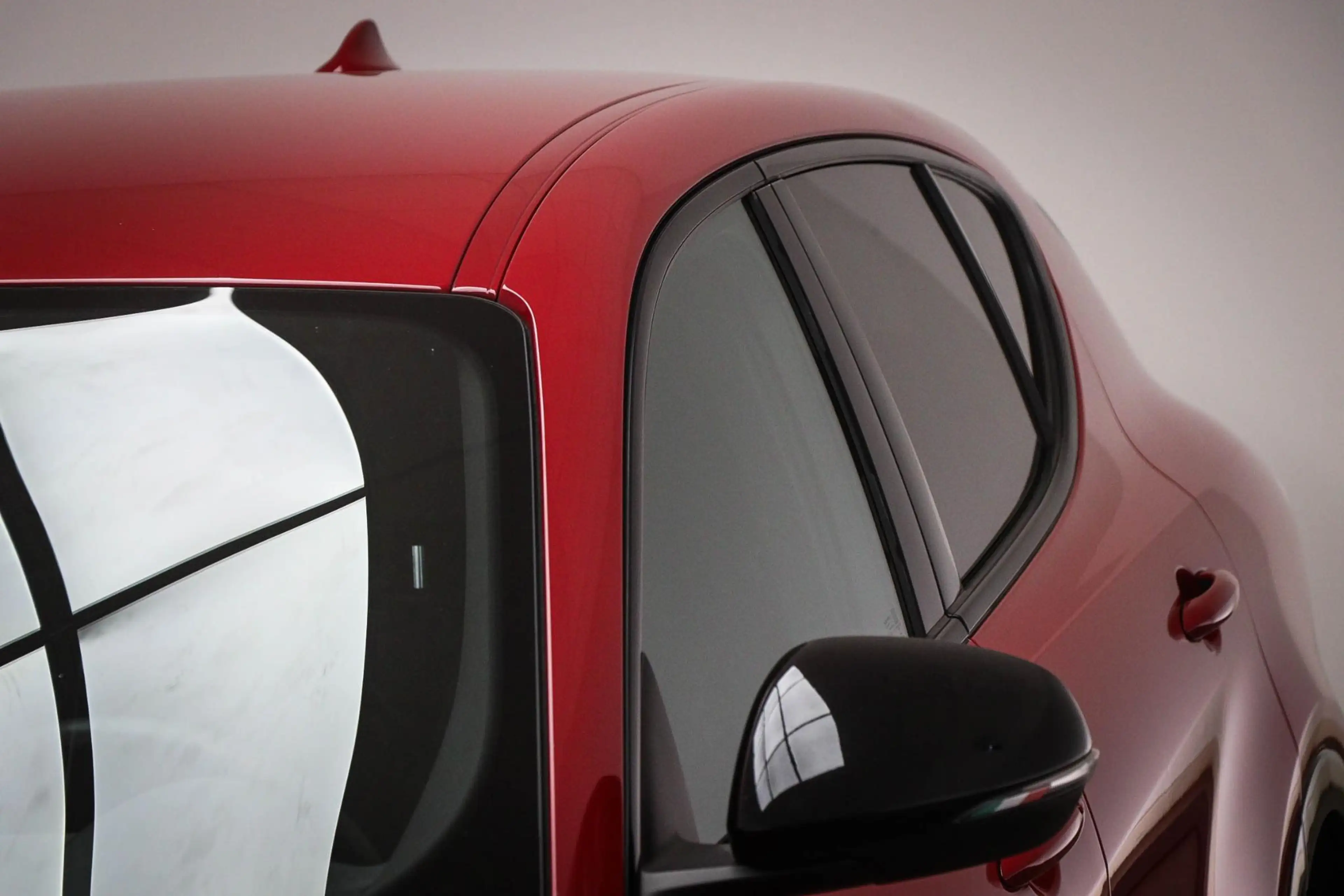Alfa Romeo Tonale 1.5T Hybrid Edizione Speciale | LEDER / WINTER- PA — photo 23