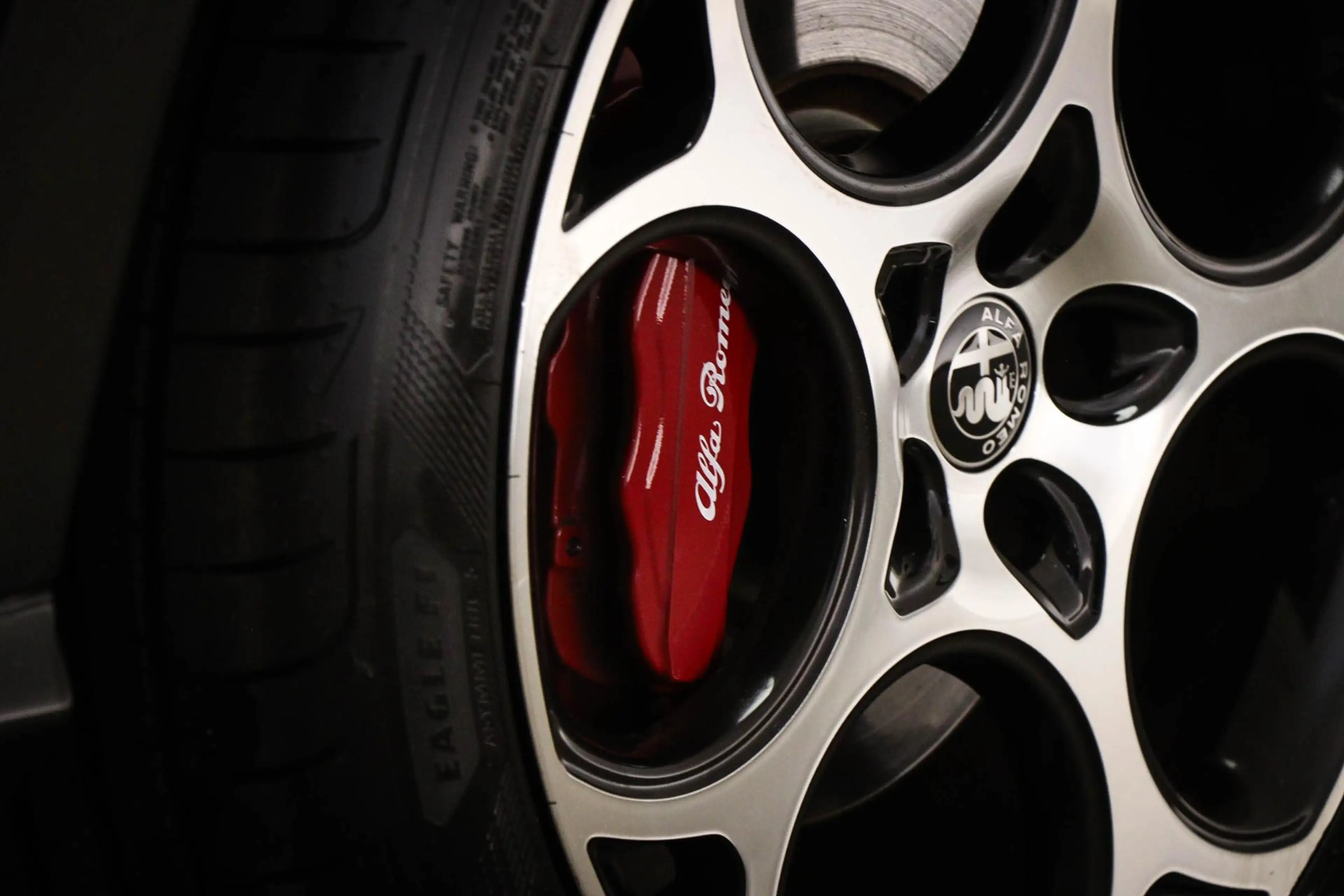 Alfa Romeo Tonale 1.5T Hybrid Edizione Speciale | LEDER / WINTER- PA — photo 20