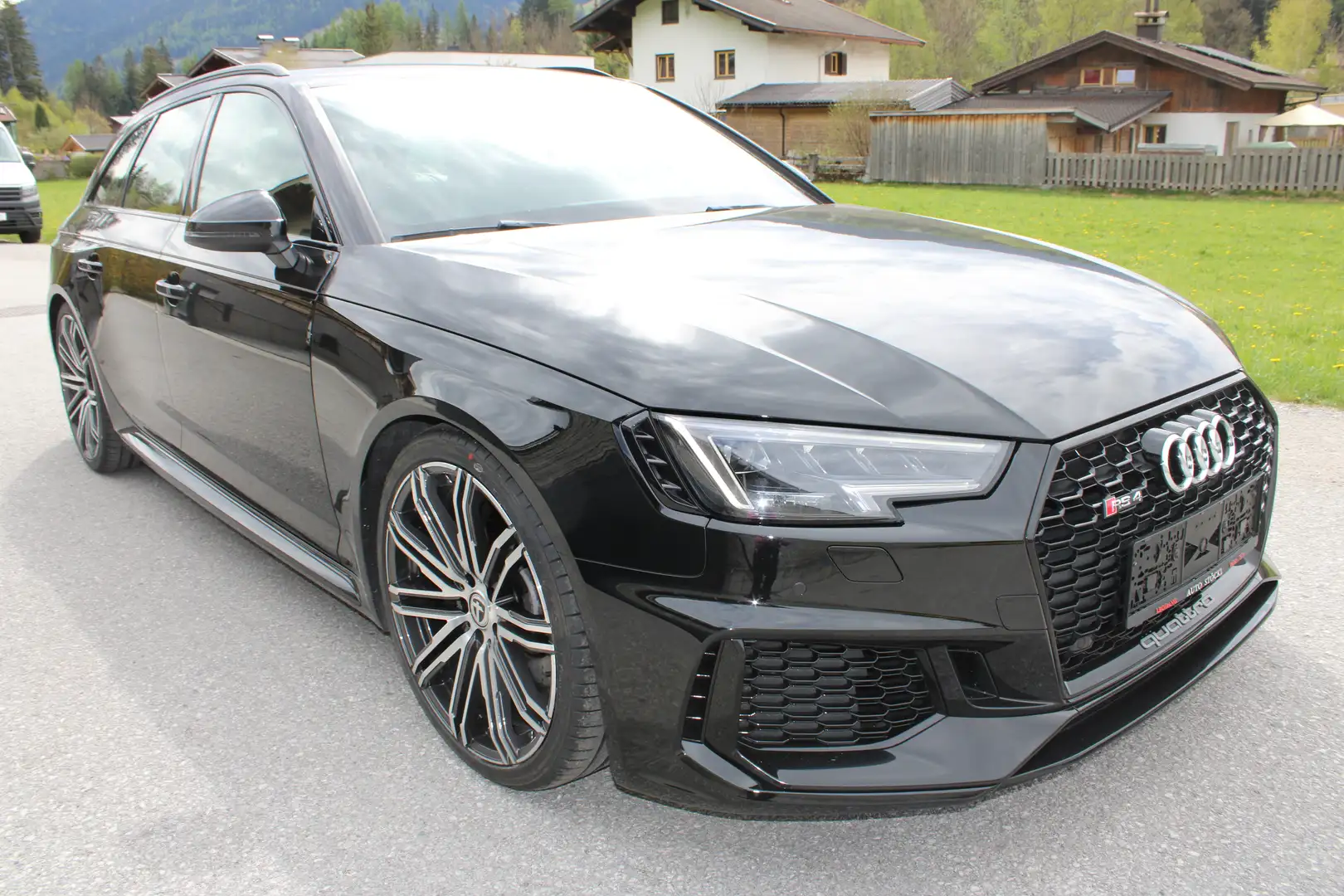 Audi RS4 Avant 2,9 TFSI quattro tiptronic Zwart - 2