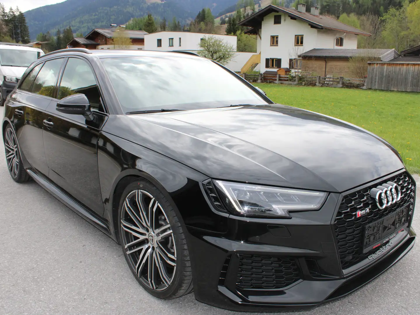 Audi RS4 Avant 2,9 TFSI quattro tiptronic Zwart - 1