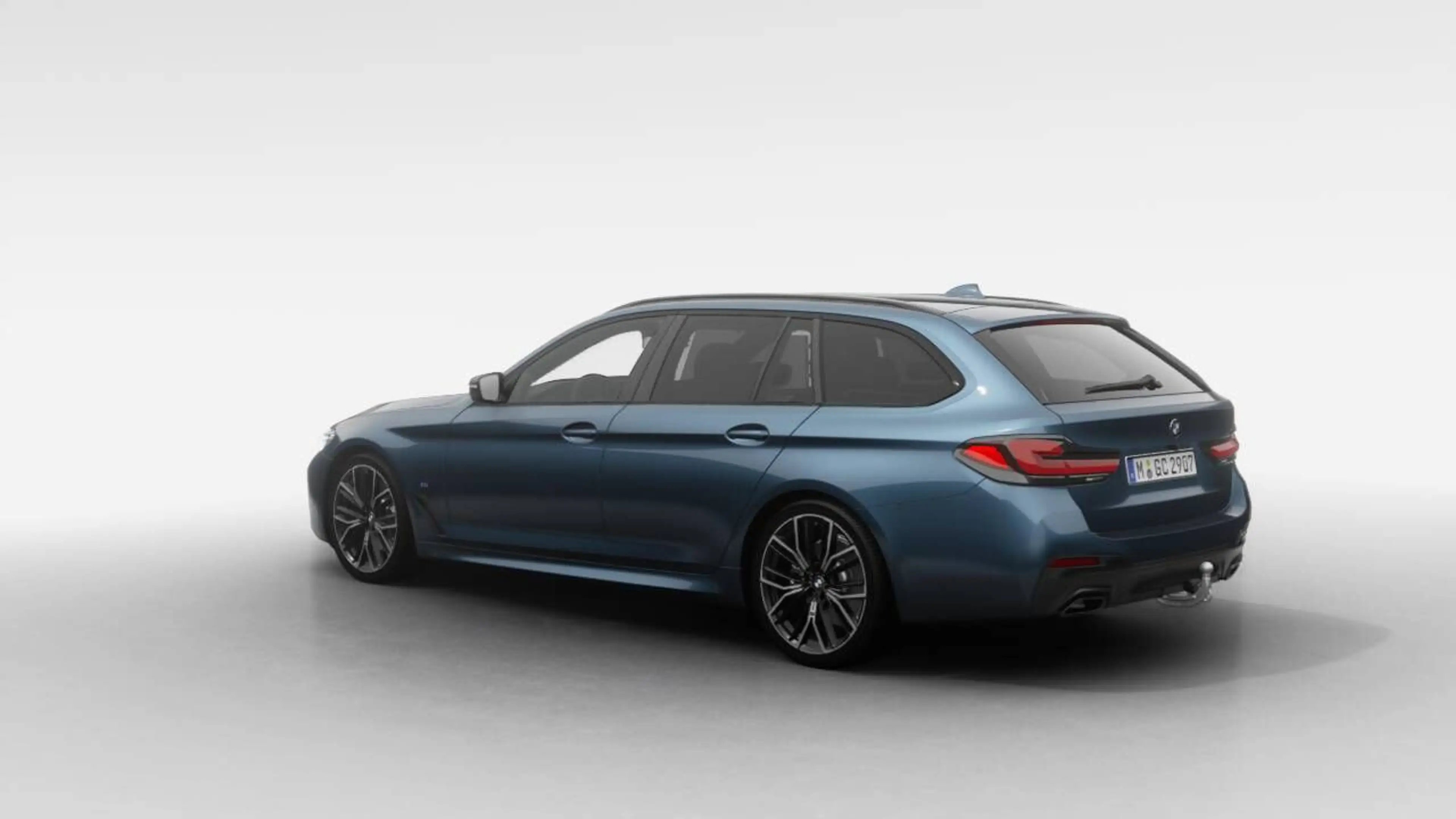 BMW 540 d xDrive Touring M-Sport Laser ACC AHK HUD 360 — photo 3